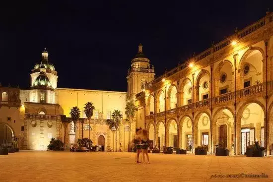 Neighbourhood, Property Building in D'Angelo Palace Hotel