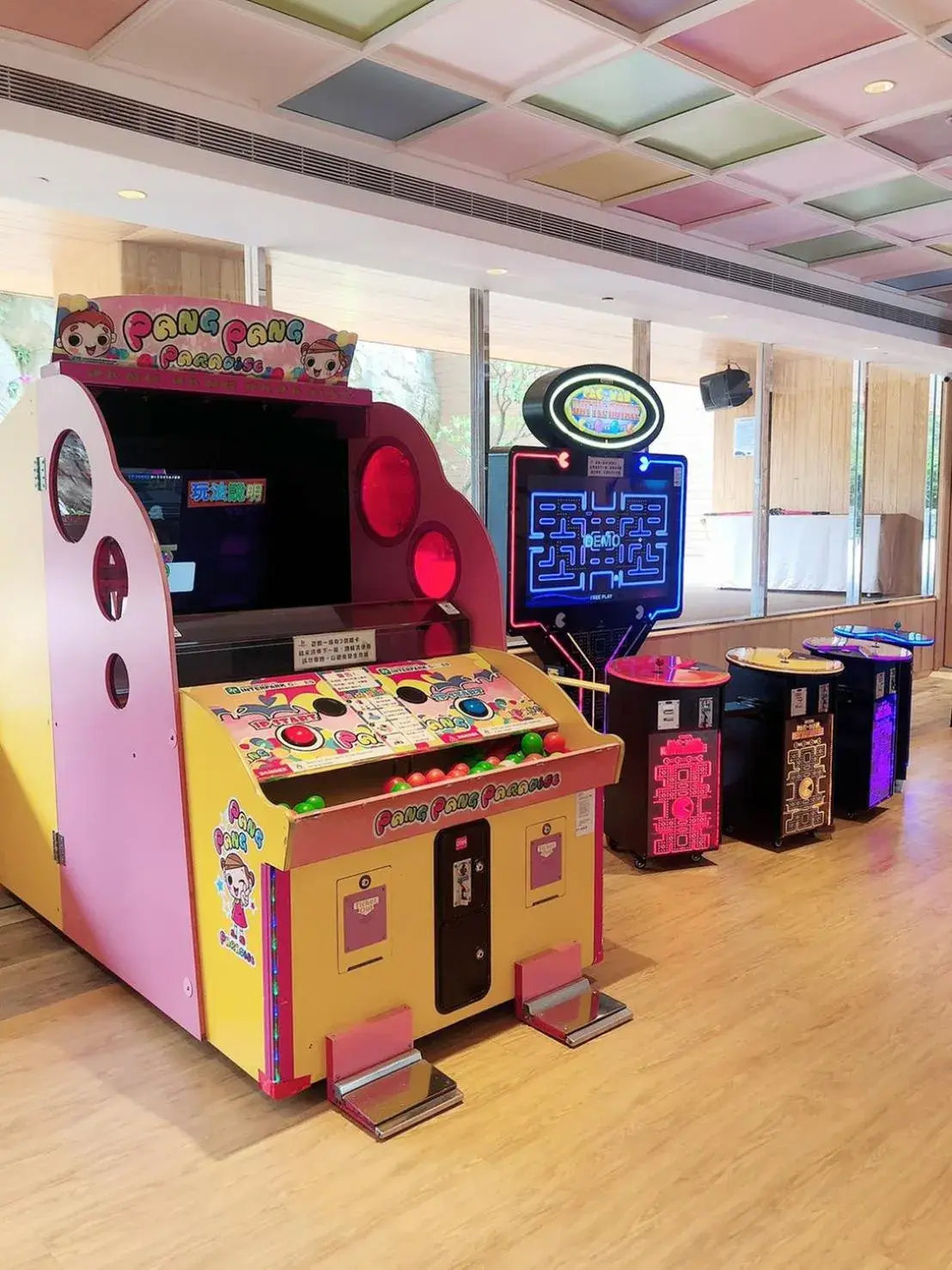 Game Room in Inhouse Hotel Yehliu