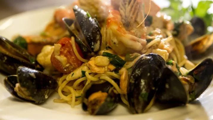 Restaurant/places to eat in Hotel La Scala