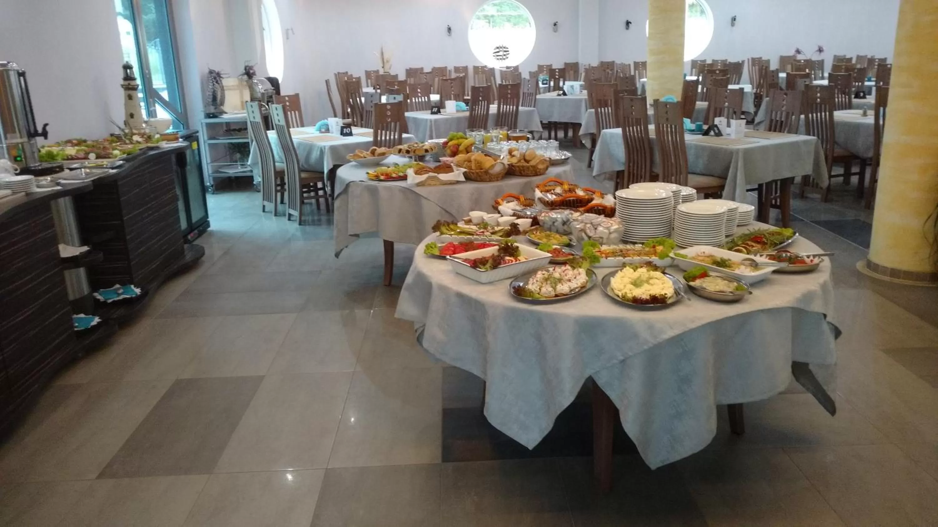 Food and drinks in Resident Rene