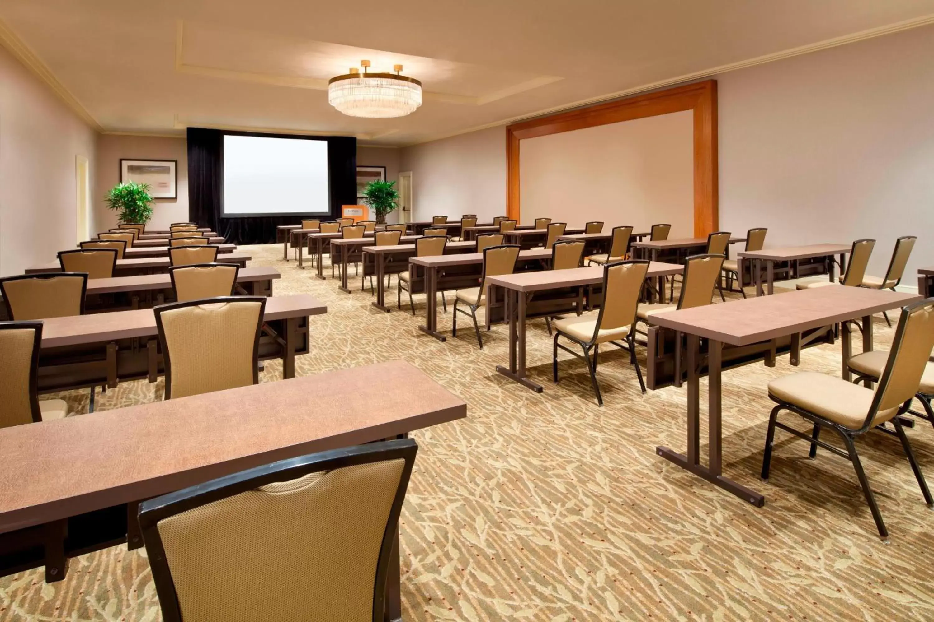 Meeting/conference room in The Westin South Coast Plaza, Costa Mesa