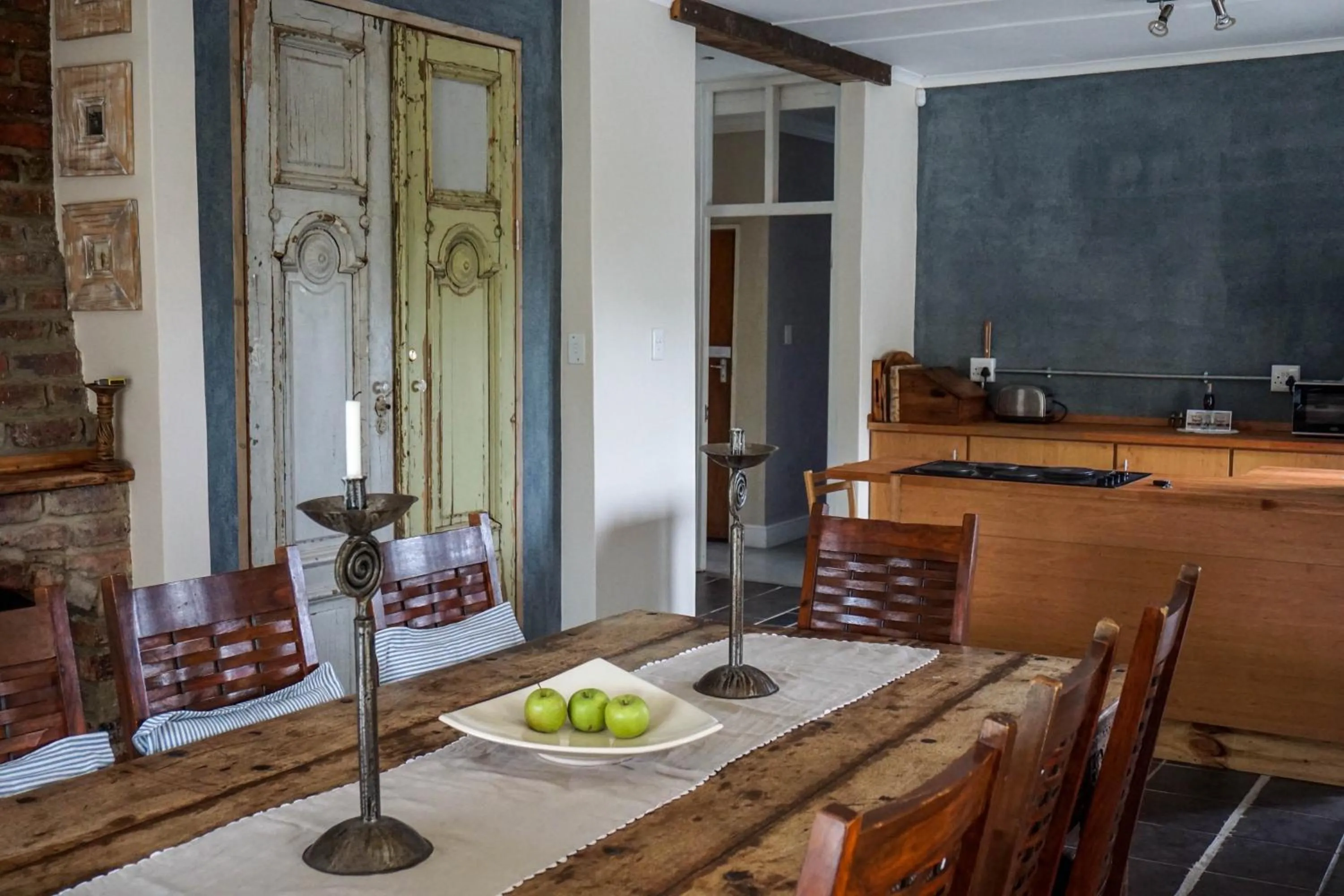 Dining area in A Hilltop Country Retreat