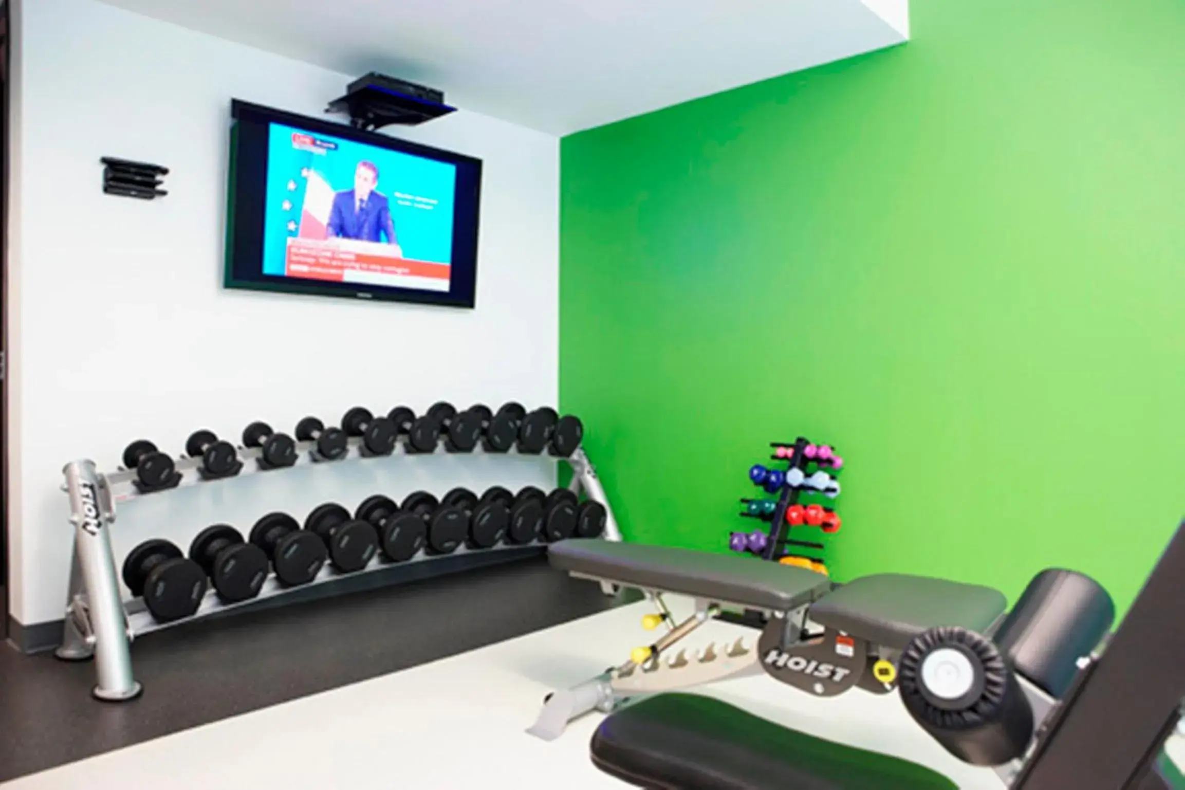 Fitness centre/facilities, Fitness Center/Facilities in Le Germain Hotel Maple Leaf Square