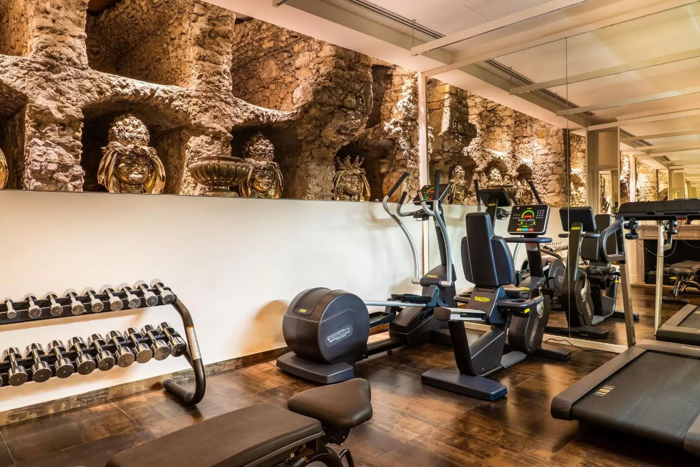 Fitness Center/Facilities in Hotel Villa Carlotta