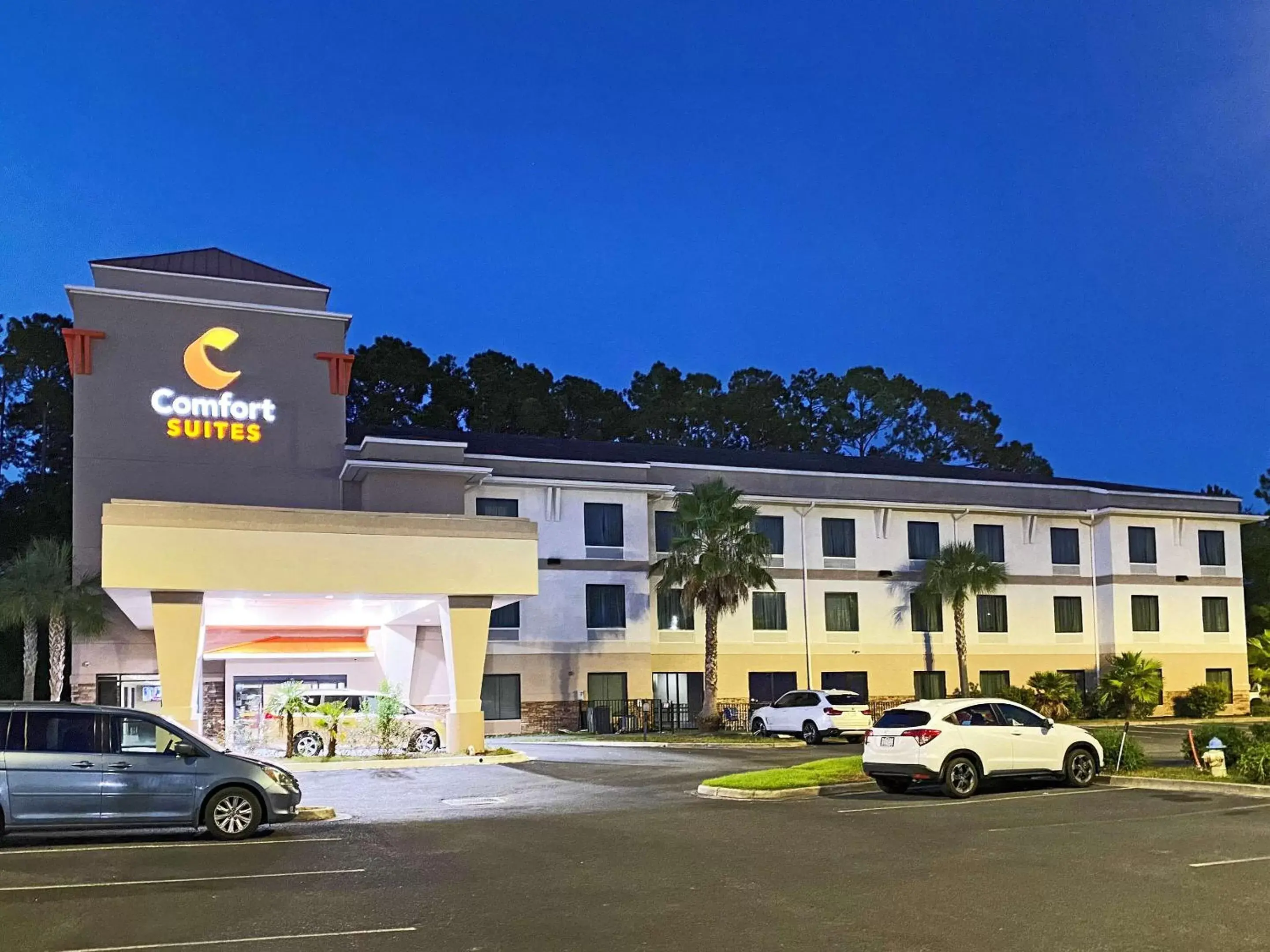 Property Building in Comfort Suites by Choice Hotels, Kingsland, I-95, Kings Bay Naval Base