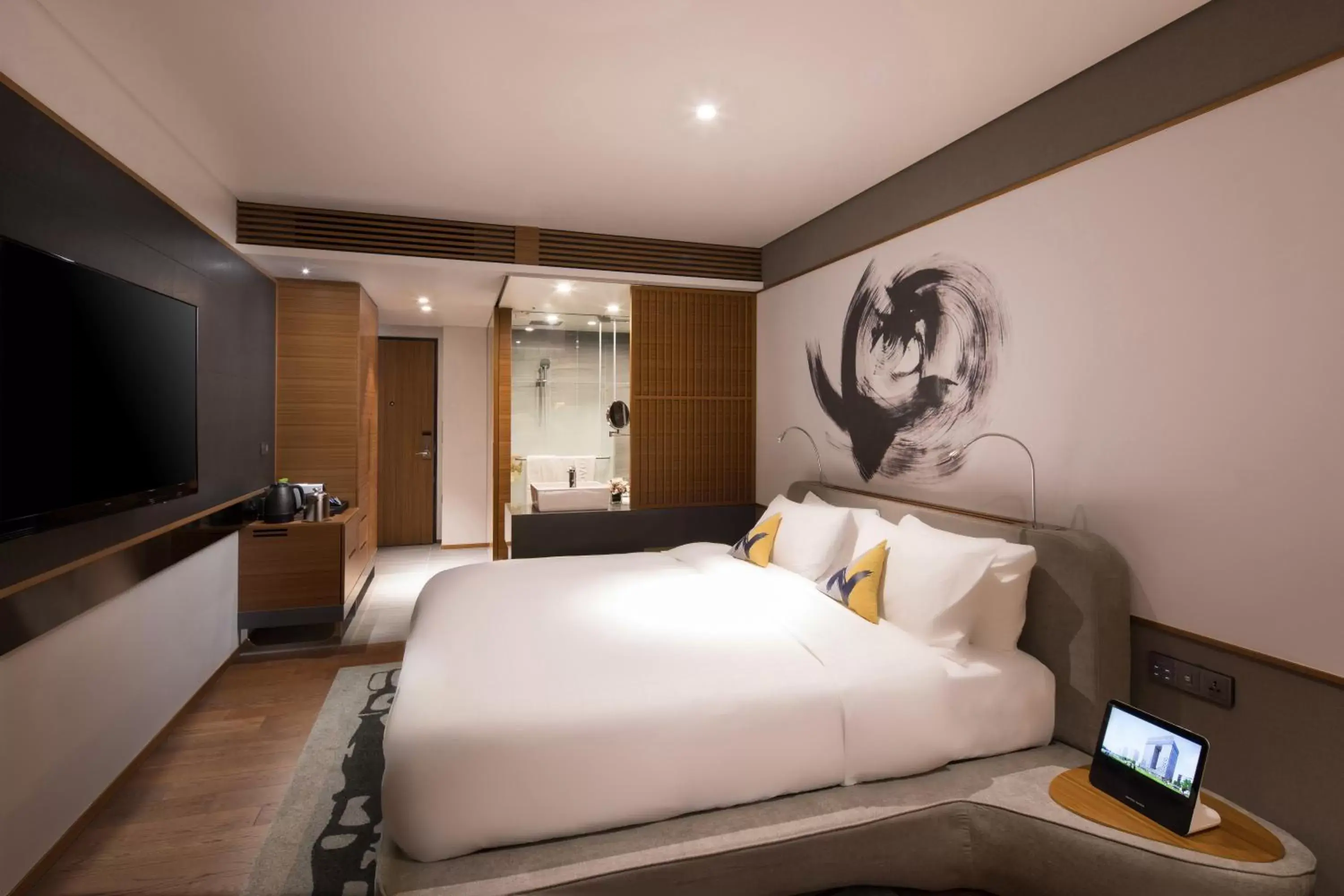 TV and multimedia in Novotel Ambassador Seoul Dongdaemun Hotels & Residences