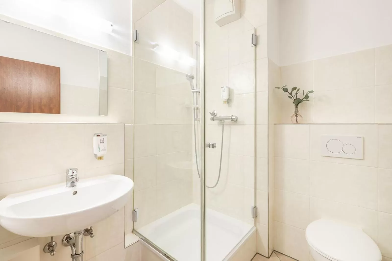 Bathroom in acora Düsseldorf Living the City - Apartments