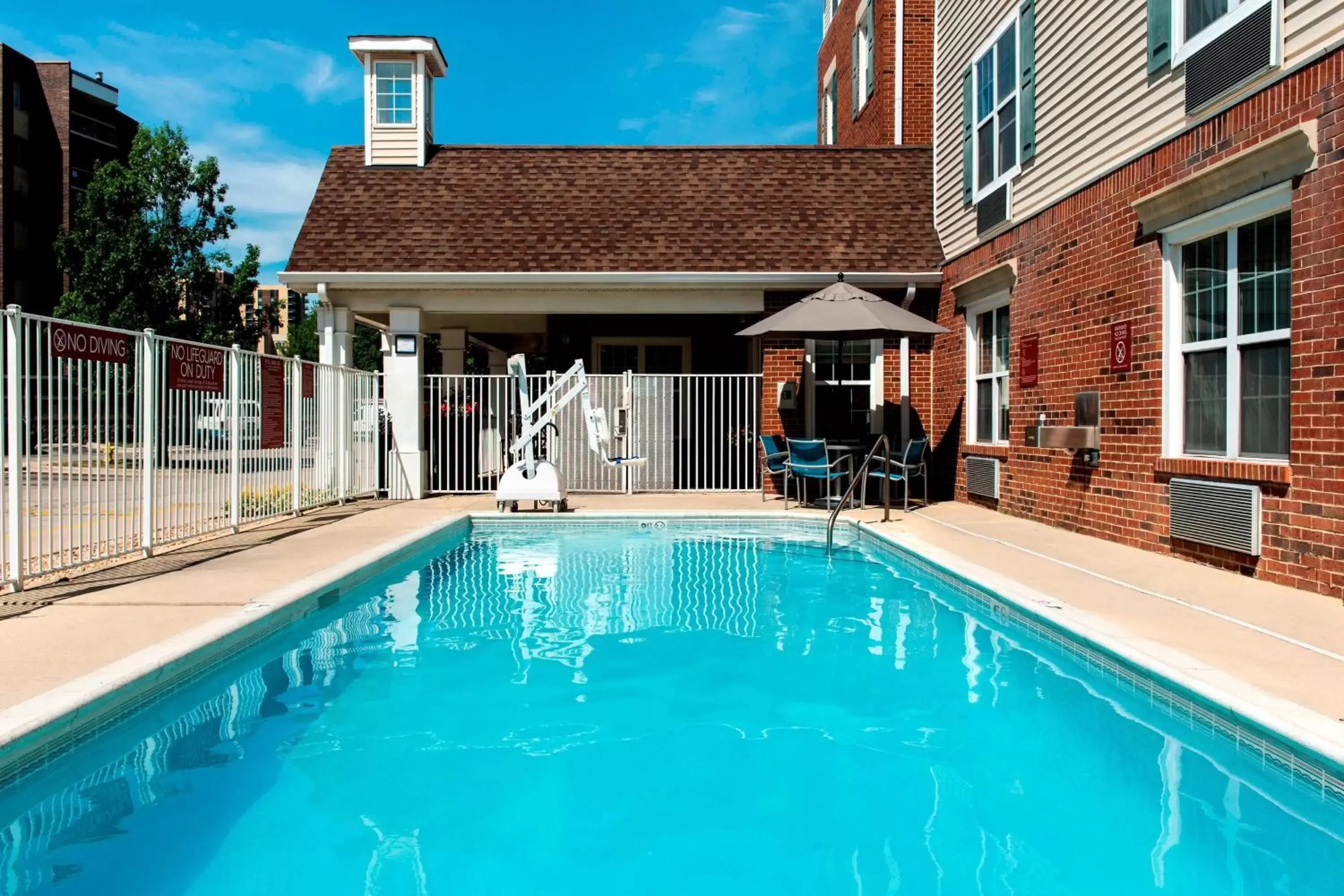 Swimming Pool in TownePlace Suites Chicago Lombard