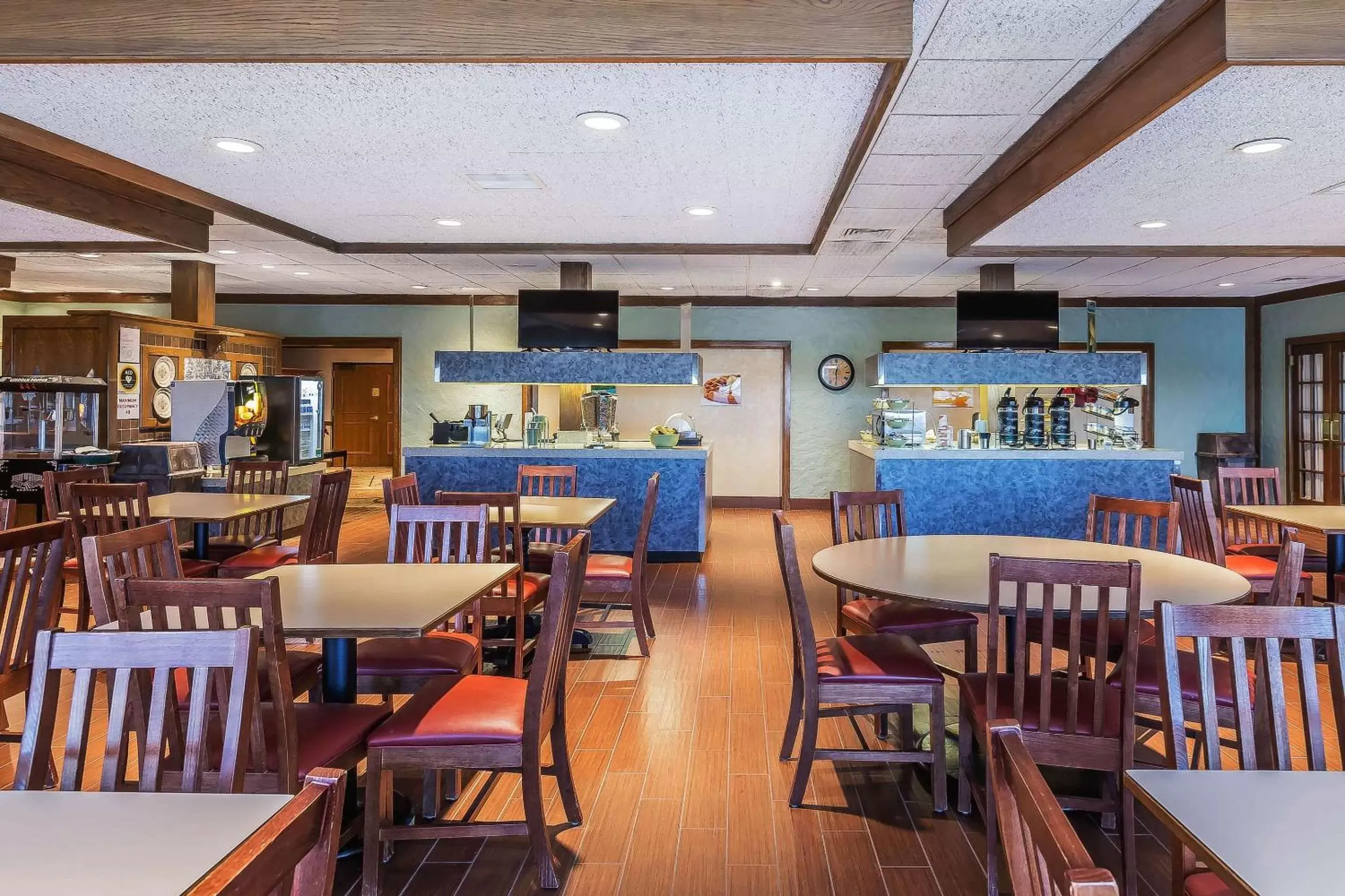 Restaurant/Places to Eat in Quality Inn Perrysburg