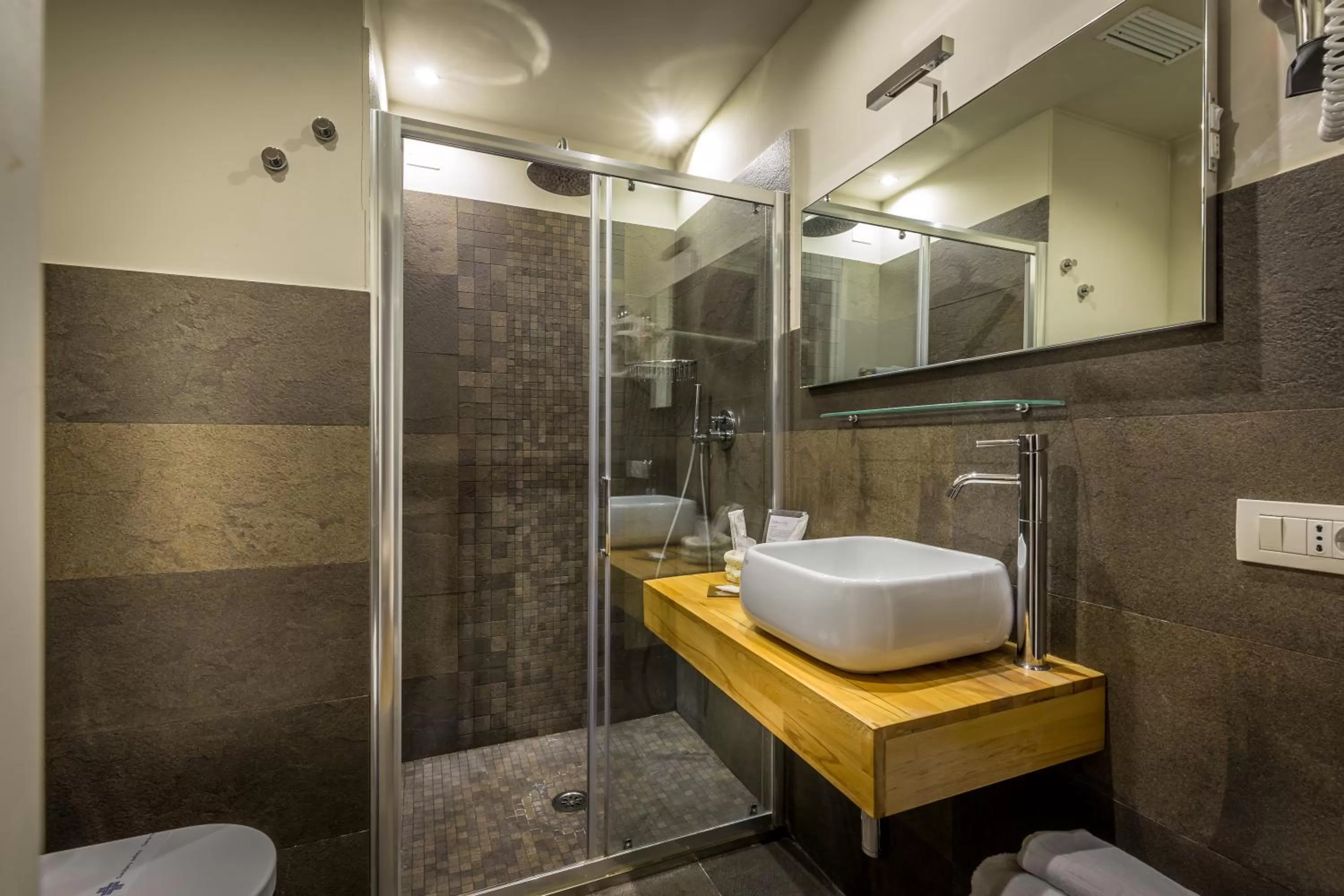 Bathroom in Hotel La Scaletta al Ponte Vecchio