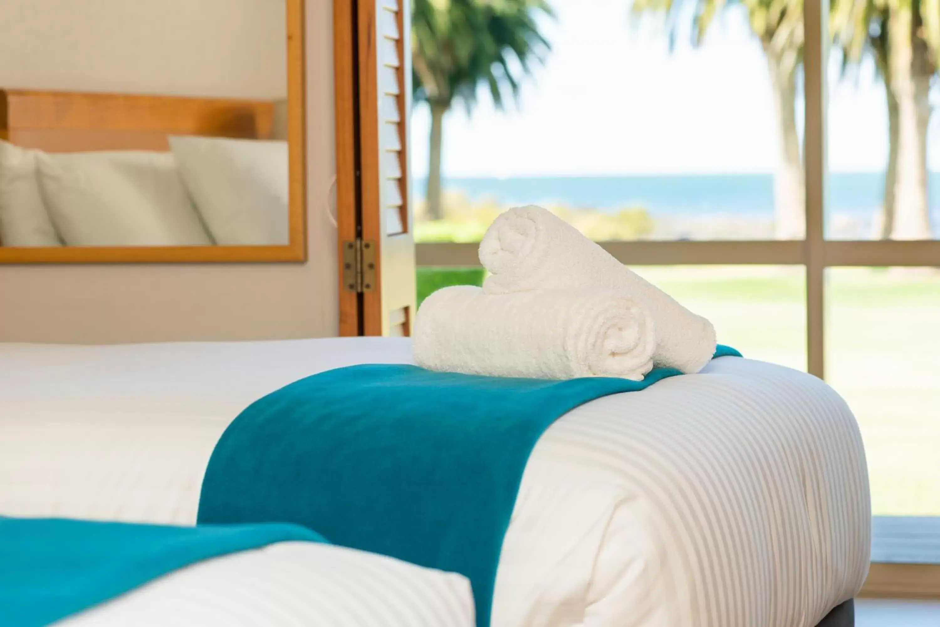 Bedroom, Bed in Copthorne Hotel & Resort Bay Of Islands