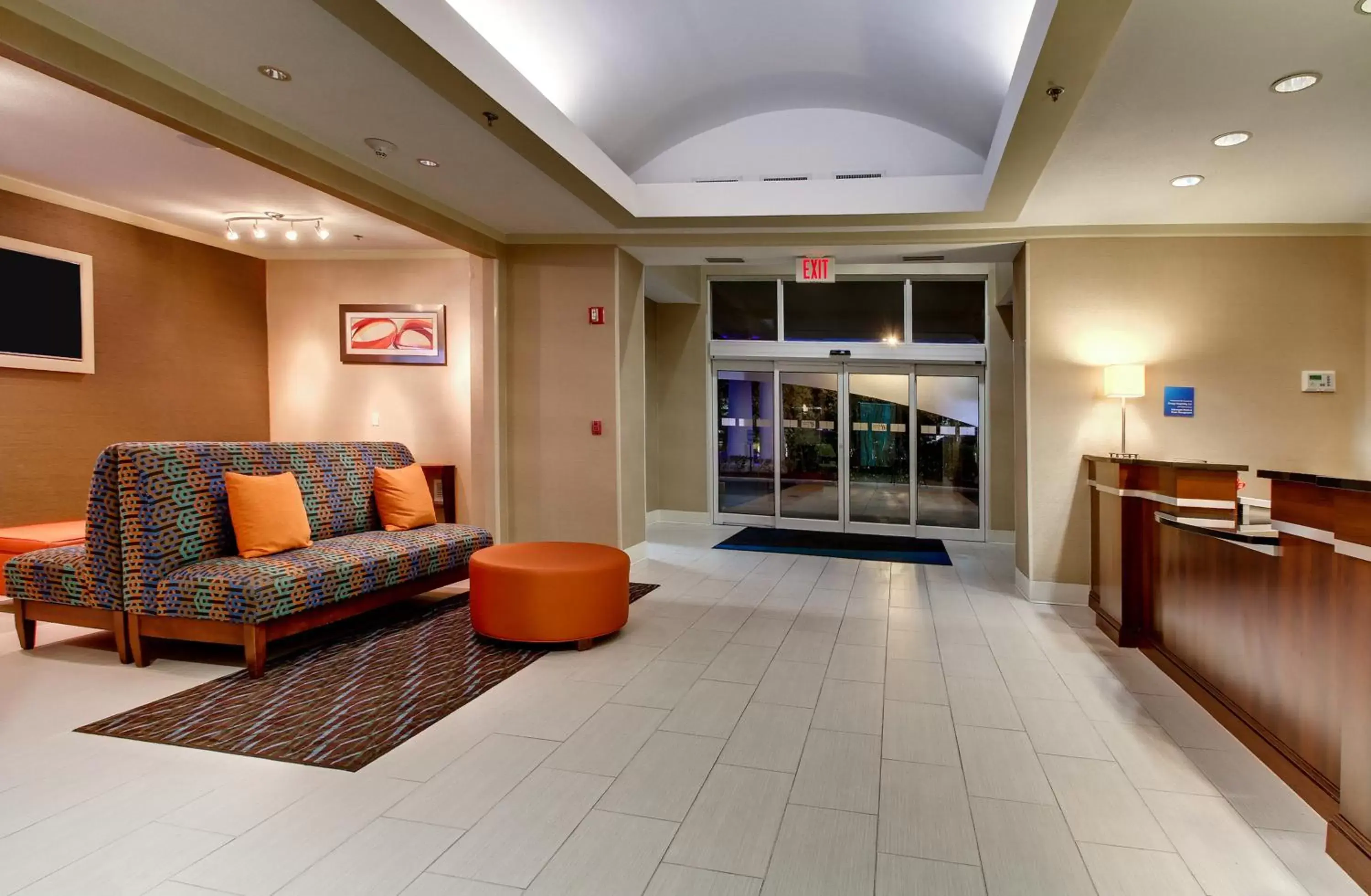 Property building, Lobby/Reception in Holiday Inn Express & Suites Jacksonville South - I-295, an IHG Hotel