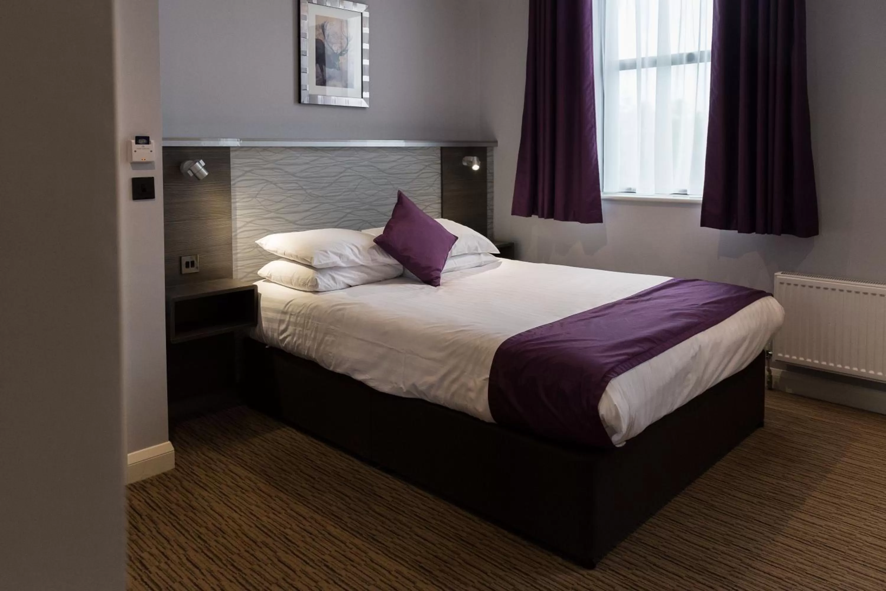 Photo of the whole room, Bed in Hogs Back Hotel & Spa Nr Farnham