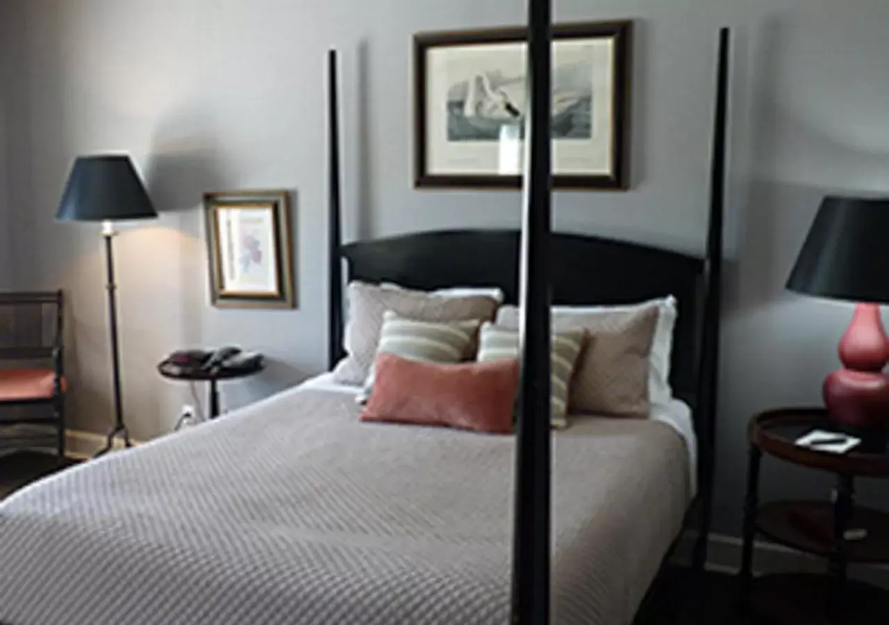 One Double Room in Colgate Inn One Double Room in Colgate Inn