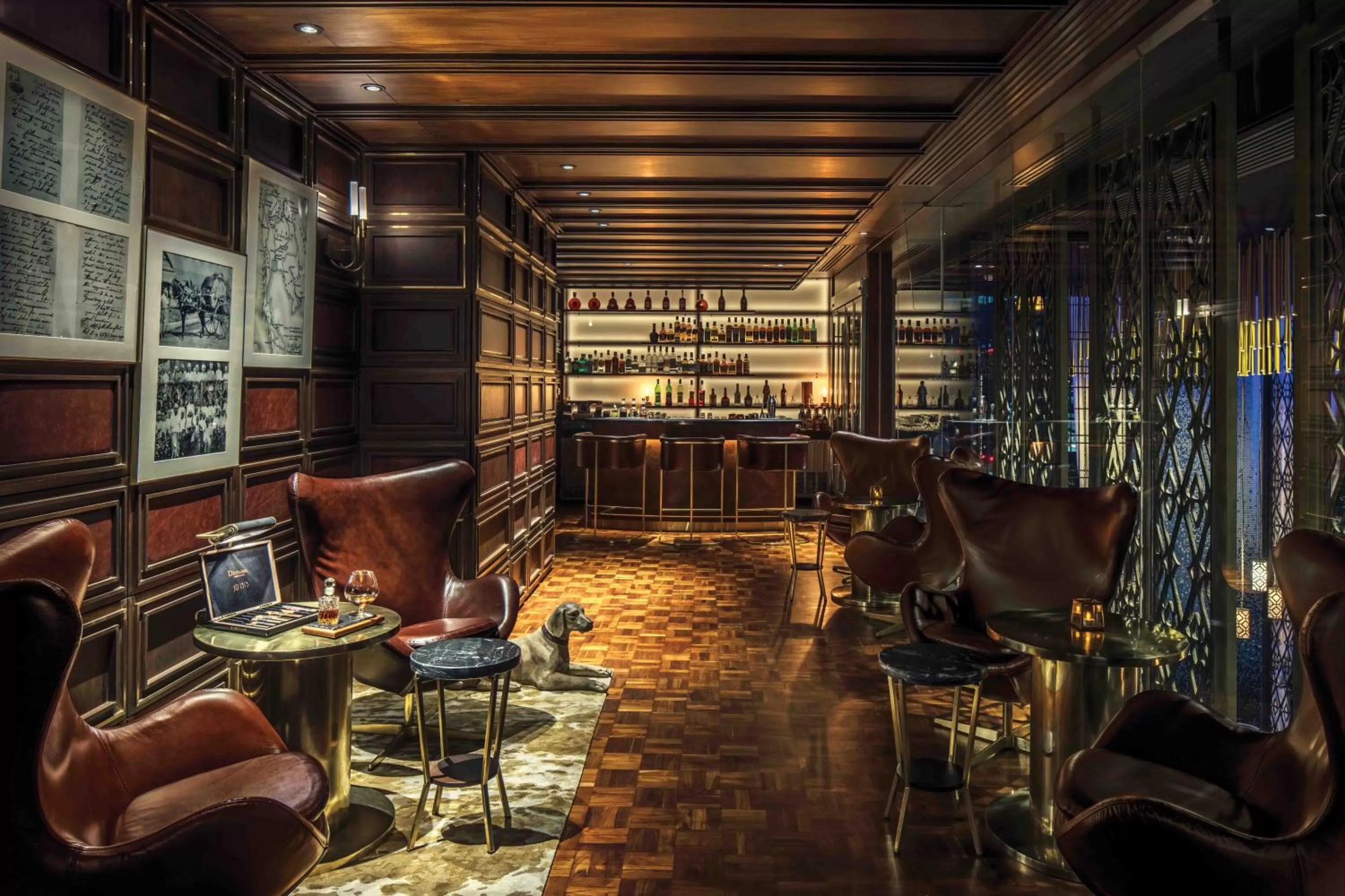 Lounge or bar in 137 Pillars Suites Bangkok