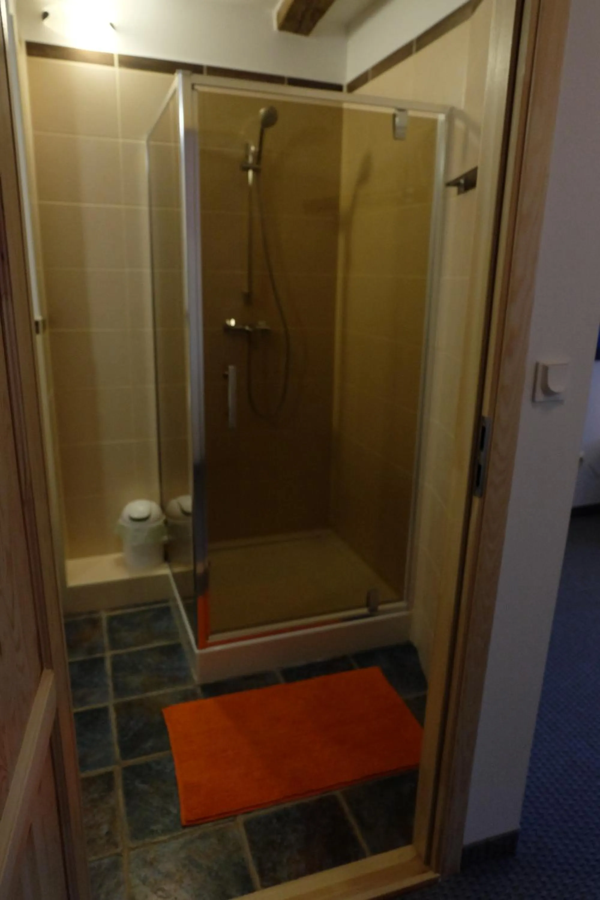 Bathroom in Academus Pub & Guest House