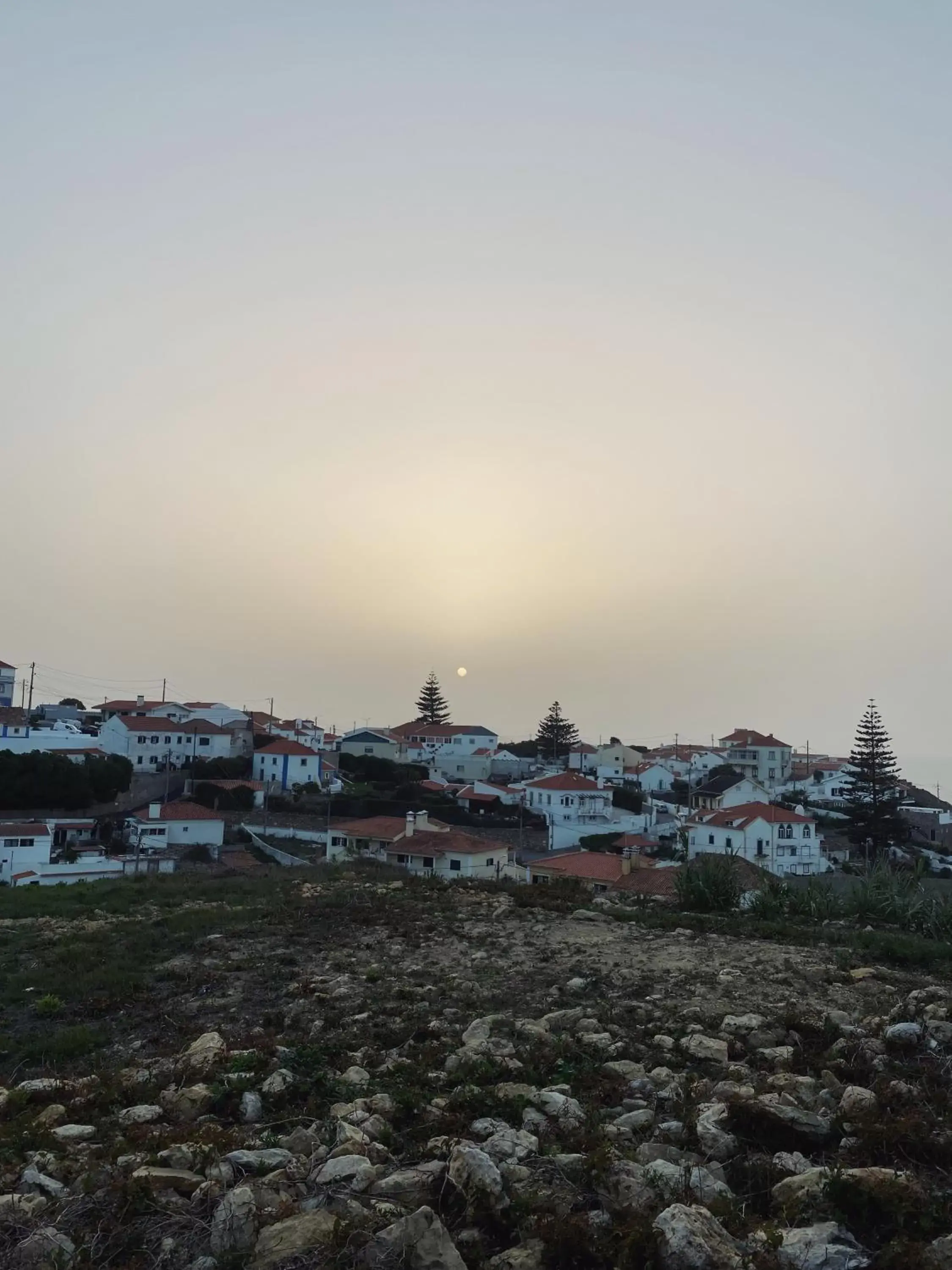 Neighbourhood in Azenhas do Mar Valley House