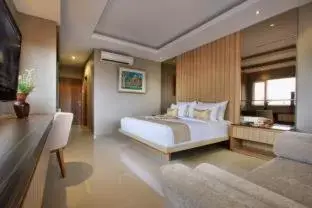 Bedroom, Bed in Puri Padma Hotel