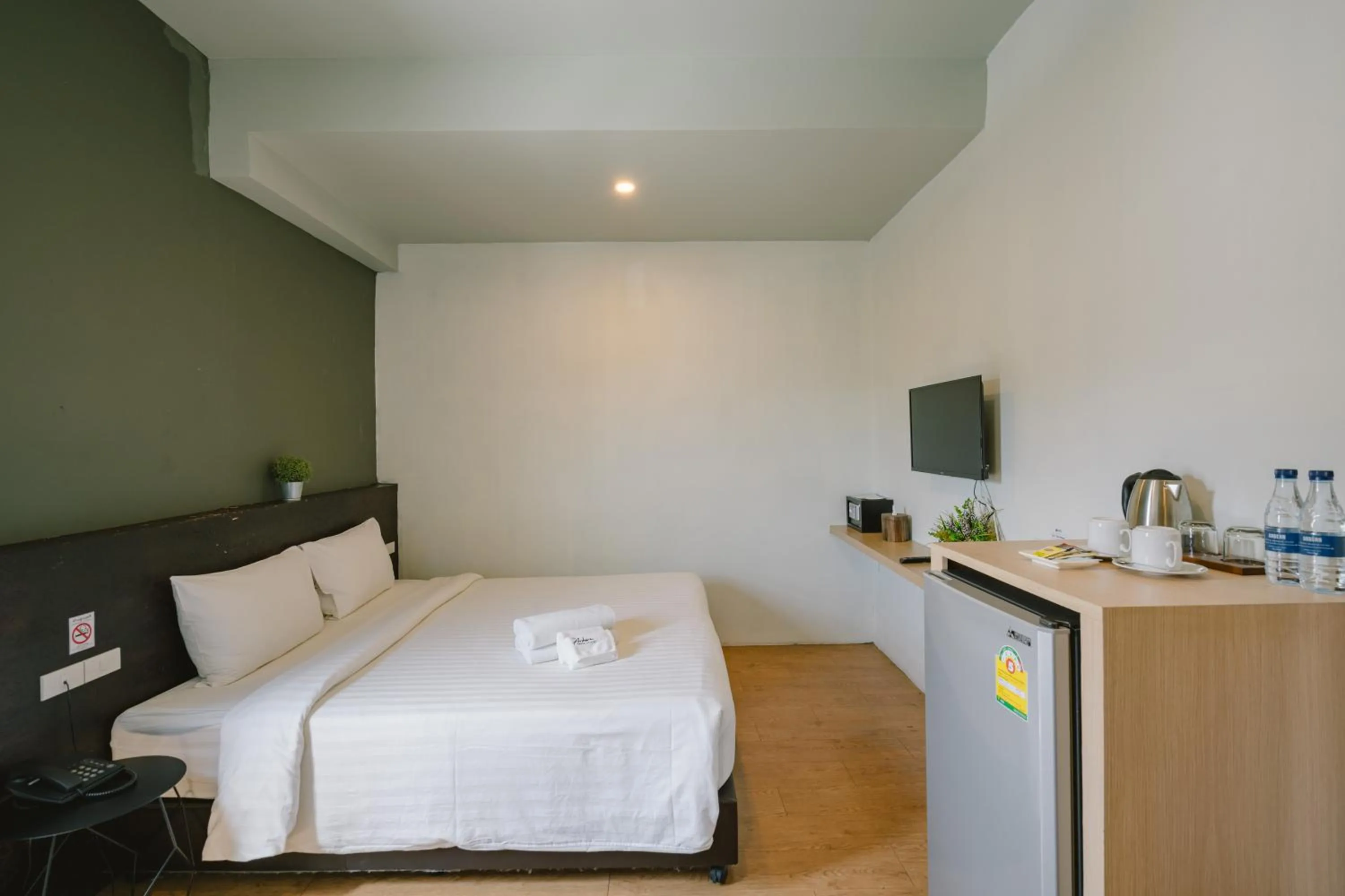 Bed in The Arbern Hotel x Bistro - SHA Extra Plus