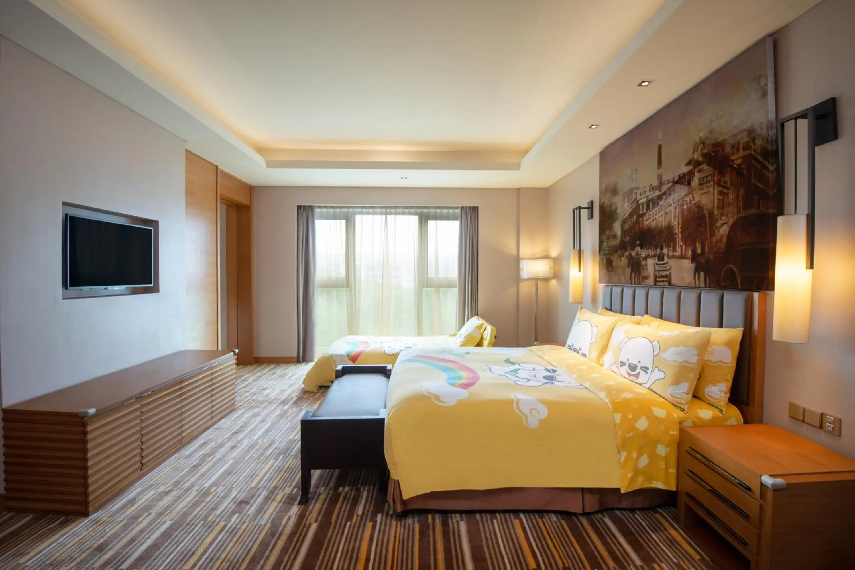 Photo of the whole room, Bed in Holiday Inn Guangzhou Science City, an IHG Hotel