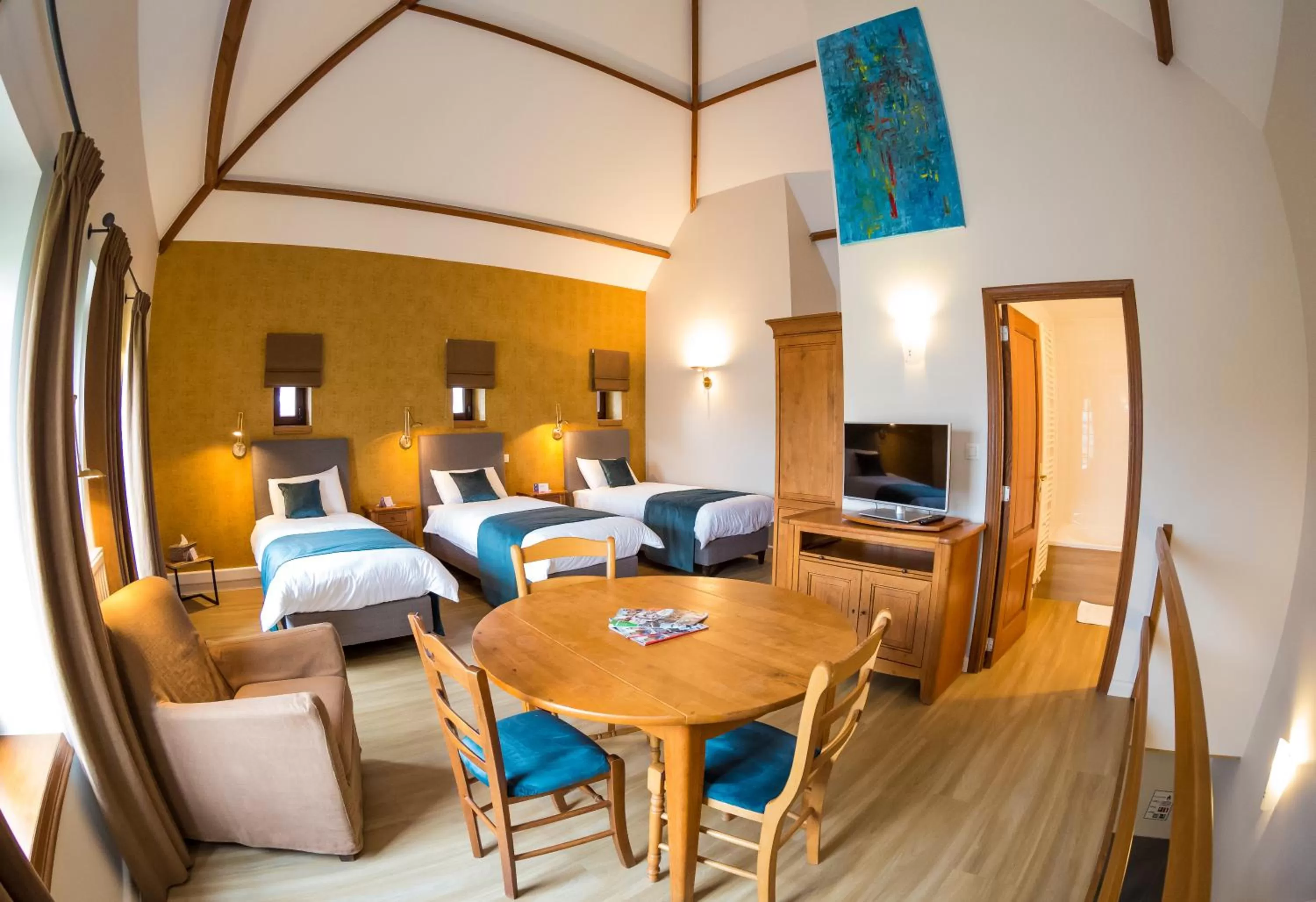 Photo of the whole room in B&B Ferme Château de Laneffe