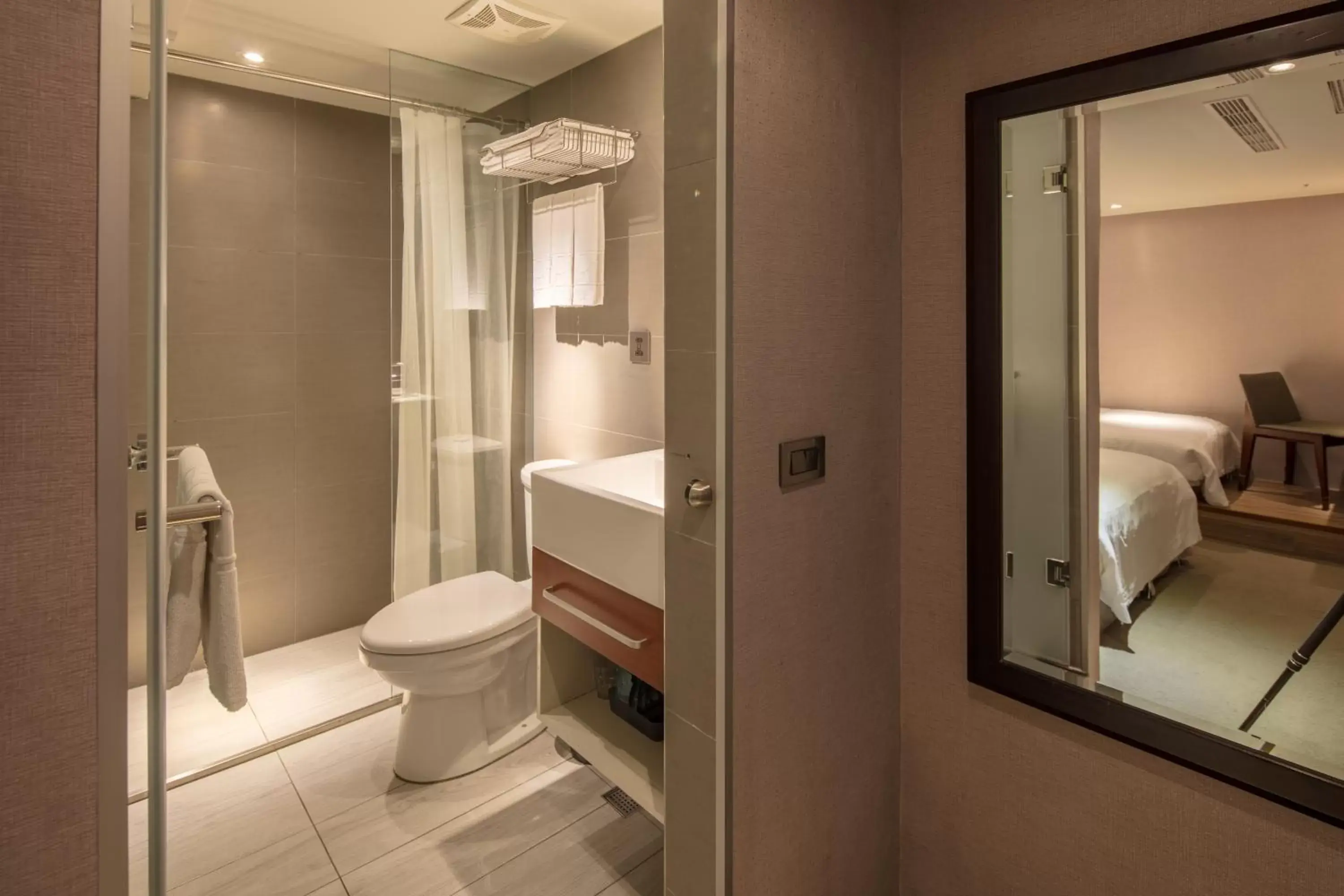 Bathroom in Urtrip Hotel