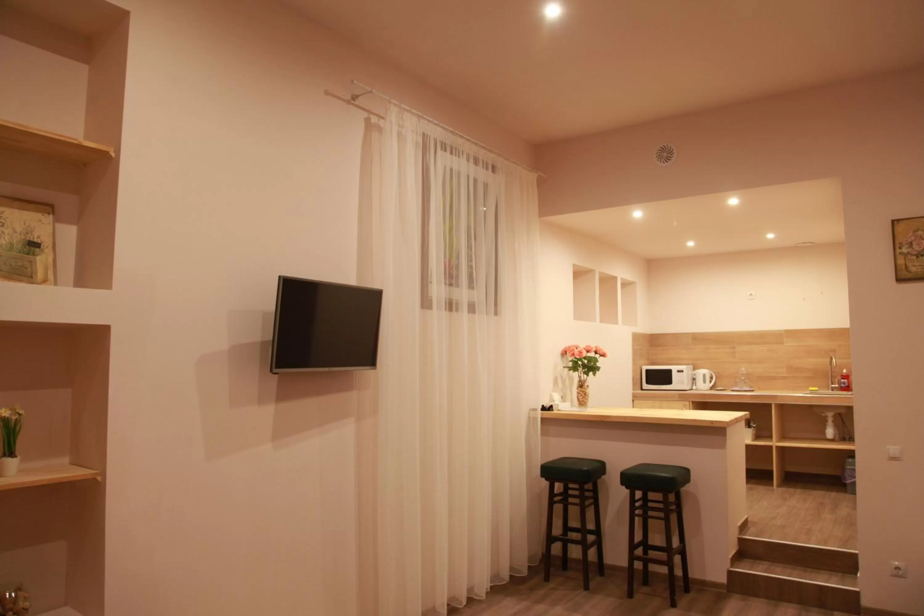 WINE & ROSE BOUTIQUE HOTEL