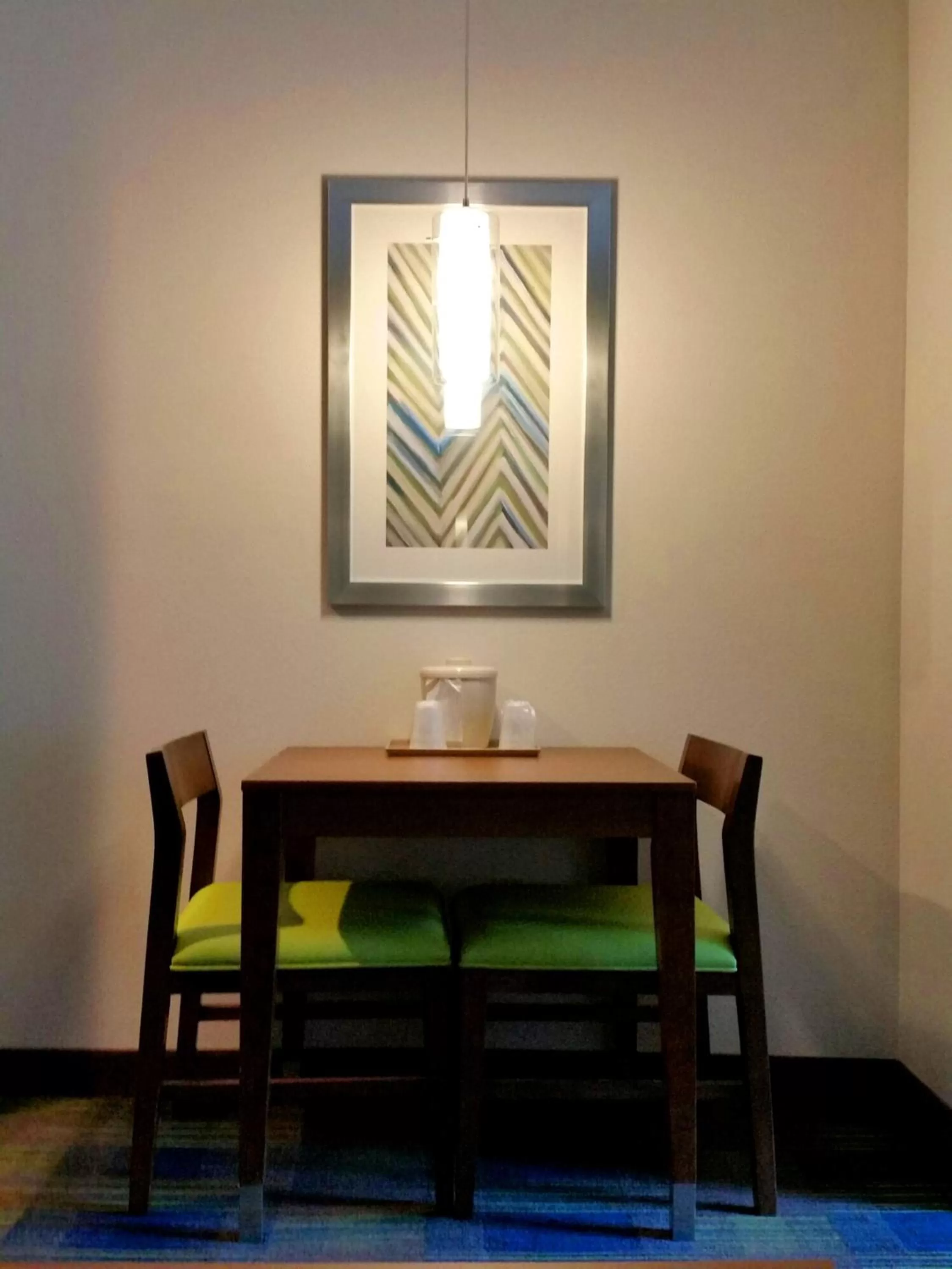 Dining area in Holiday Inn Express Hotel & Suites Clifton Park by IHG