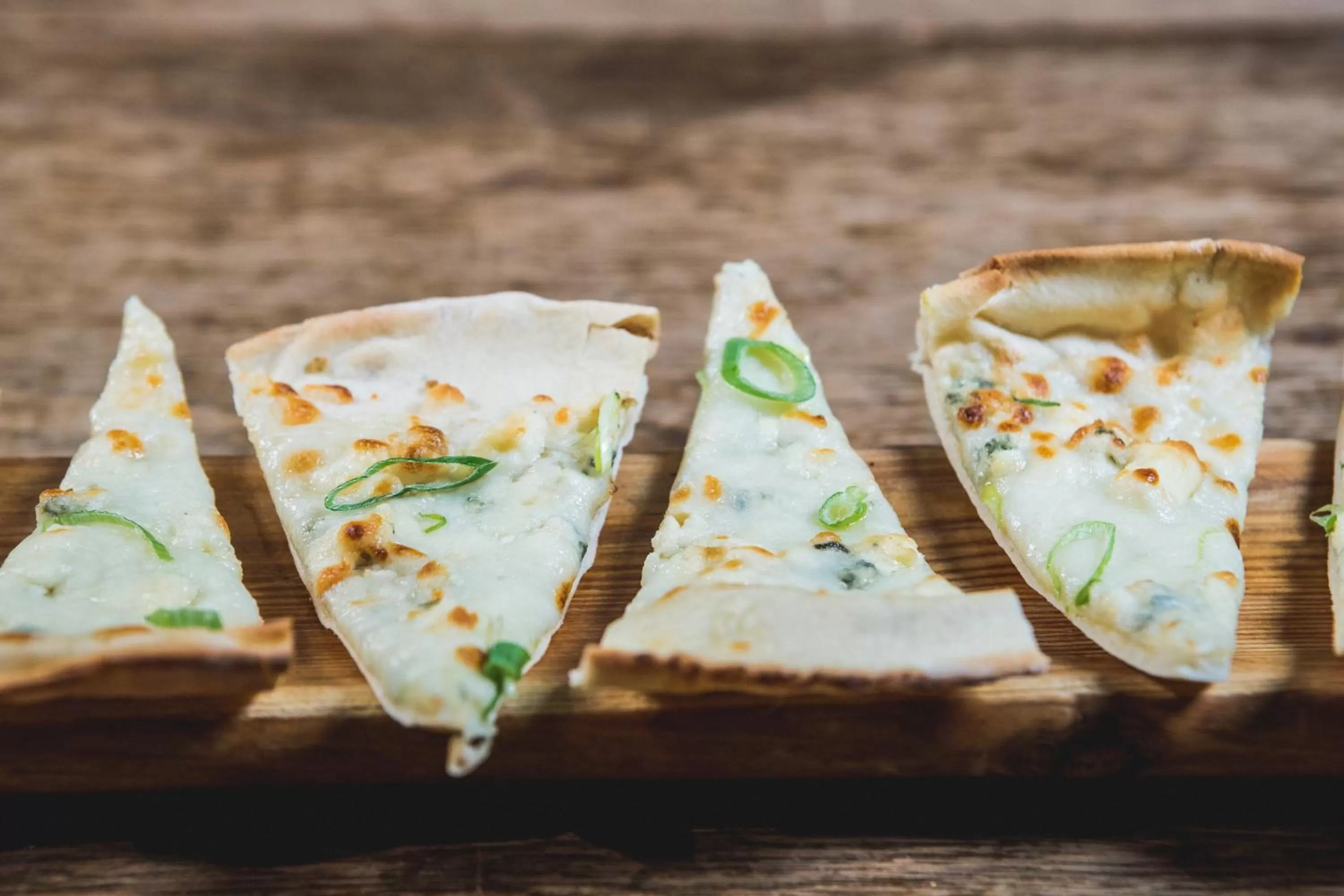 Restaurant/places to eat in The Common Man Inn, Spa & Lodge