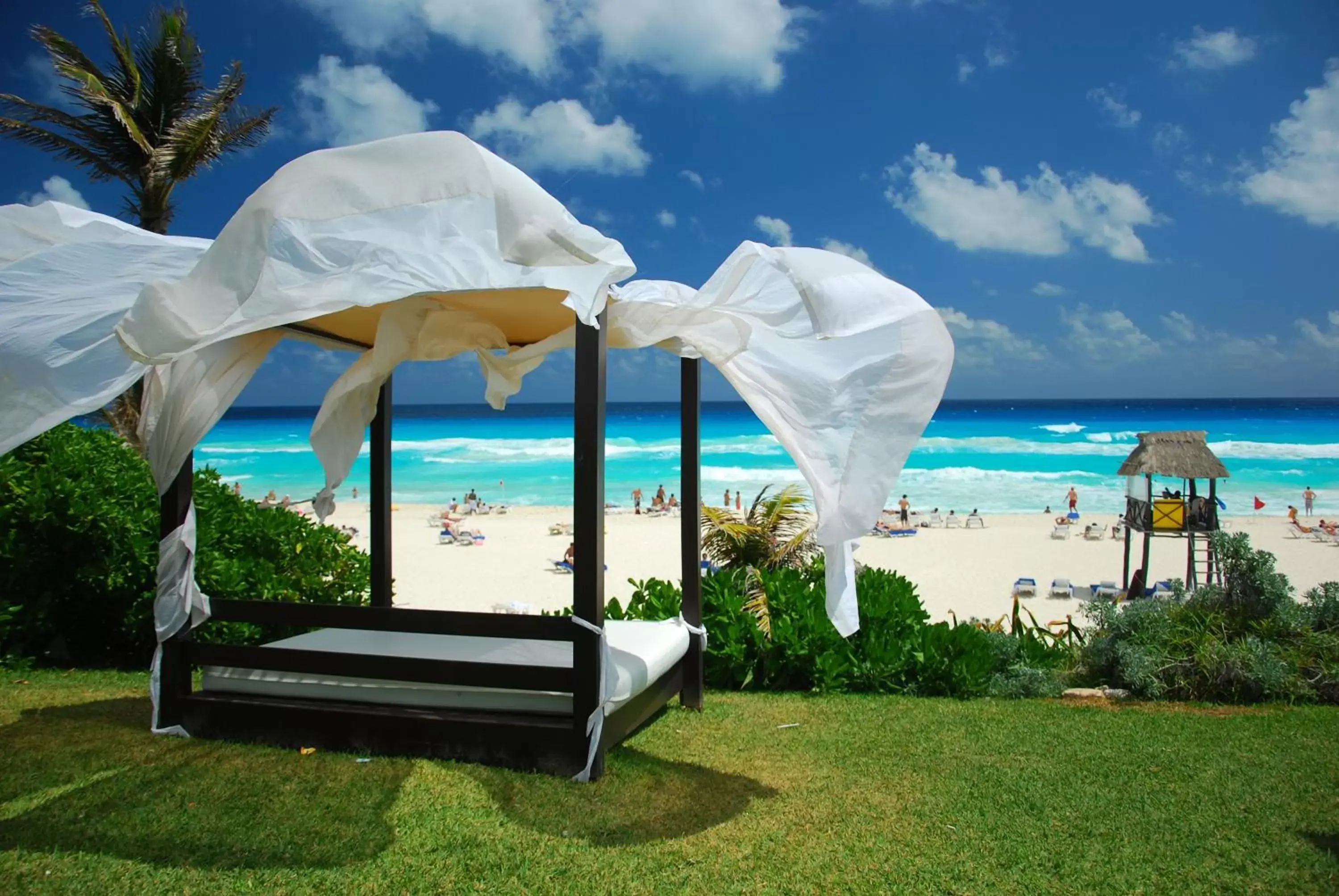 Beach in Grand Oasis Cancun - All Inclusive