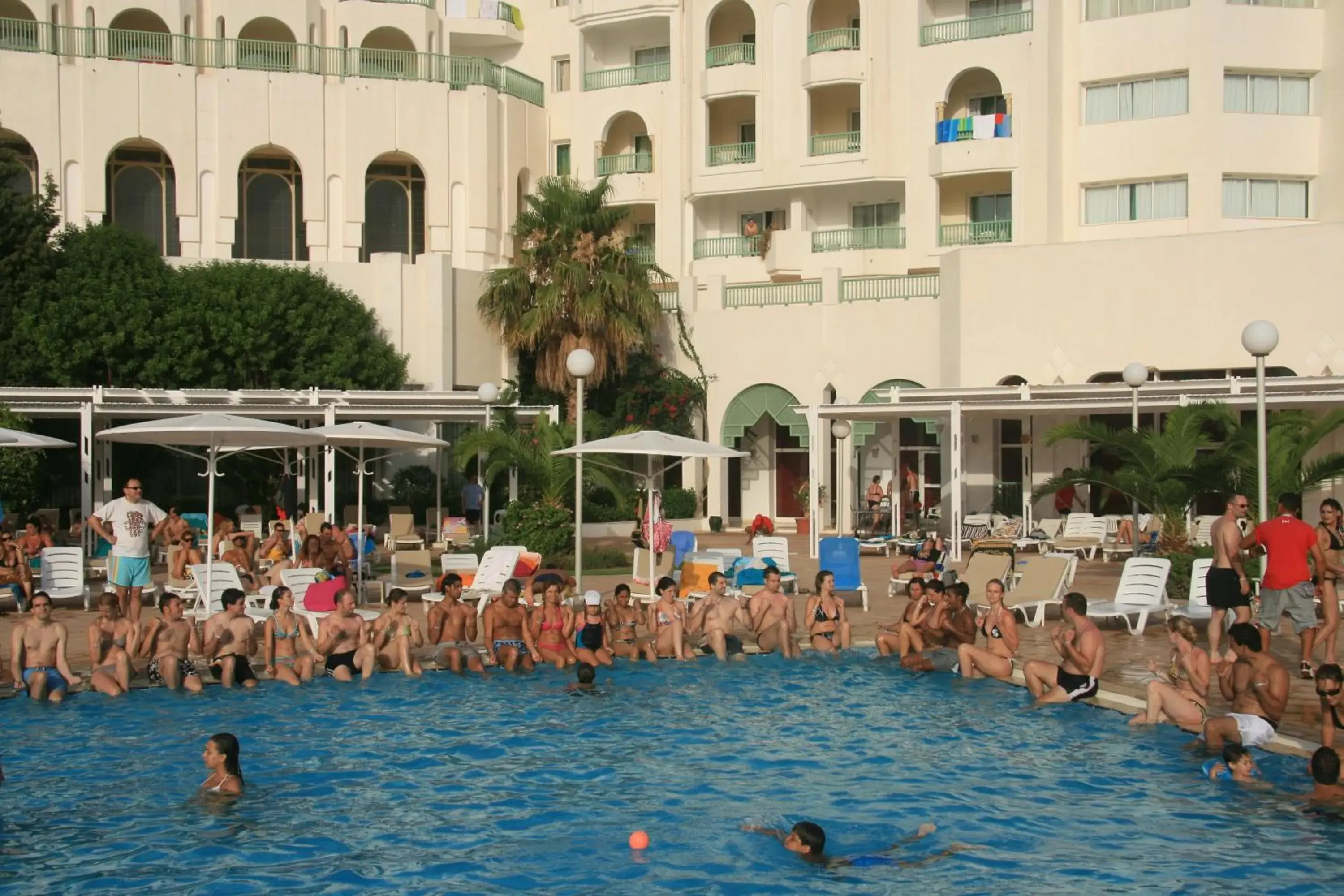Entertainment, Swimming Pool in El Mouradi Hammamet