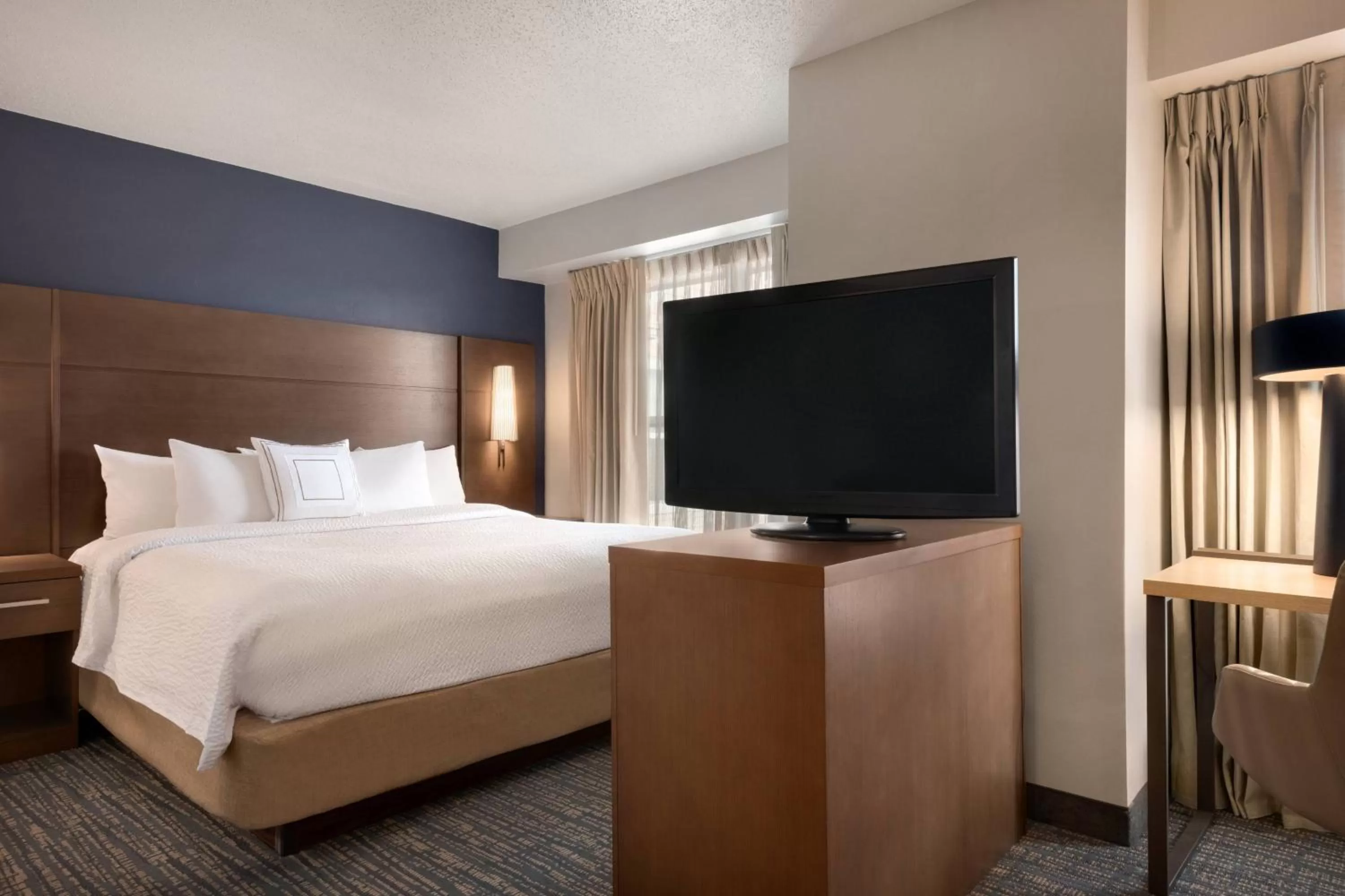 Bedroom, Bed in Residence Inn by Marriott West Springfield