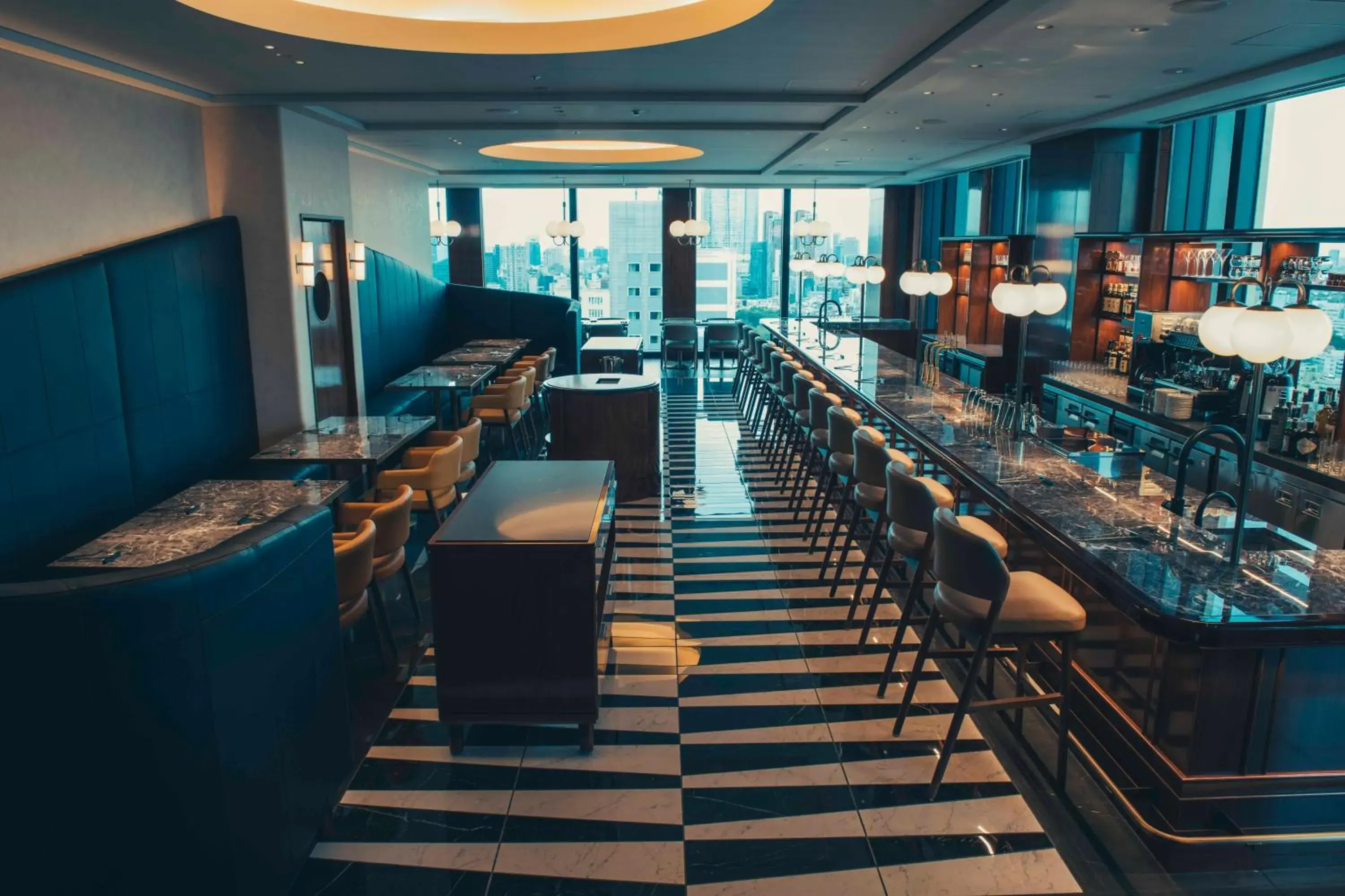 Lounge or bar in THE AOYAMA GRAND HOTEL