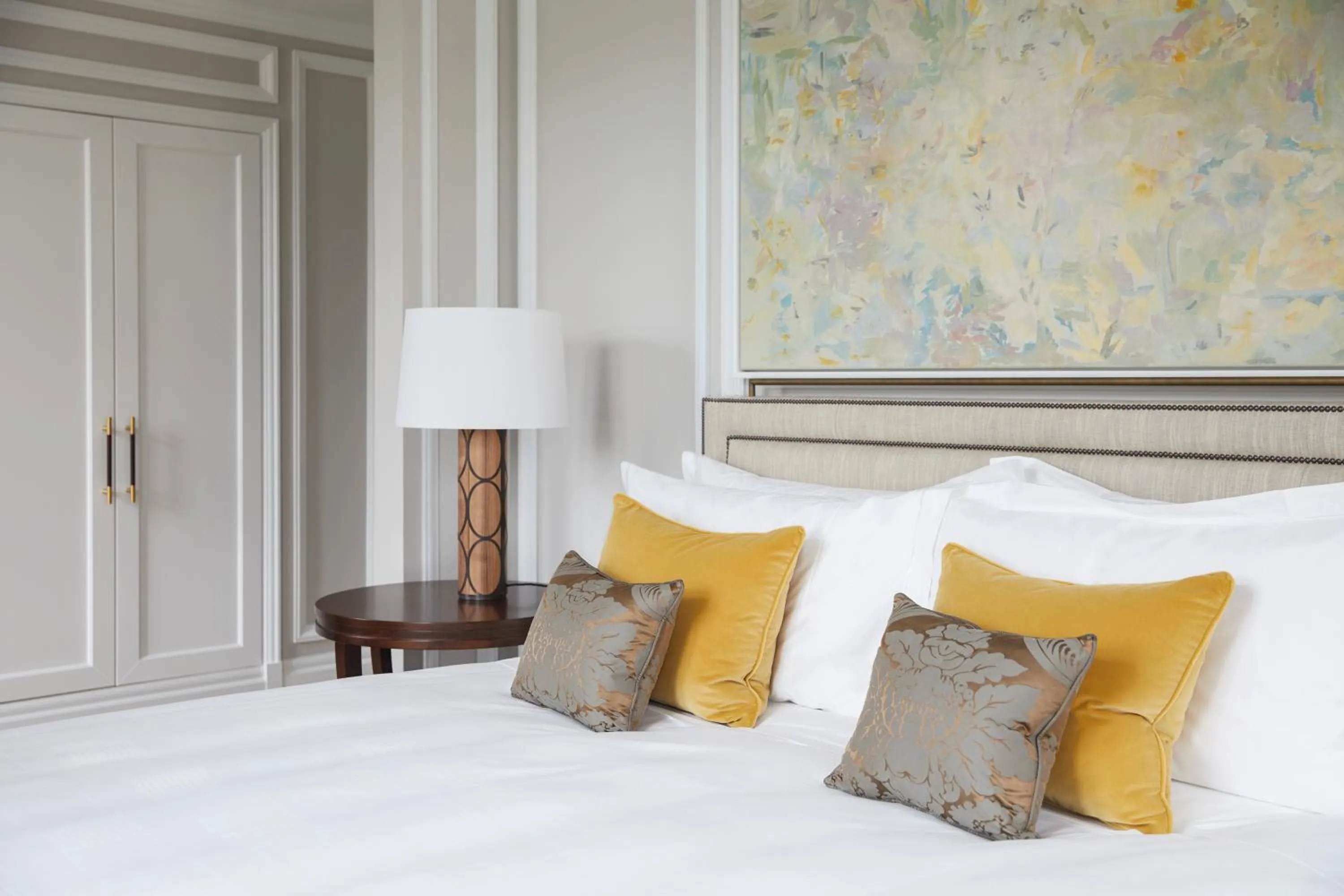 Bed in The Cadogan, A Belmond Hotel, London