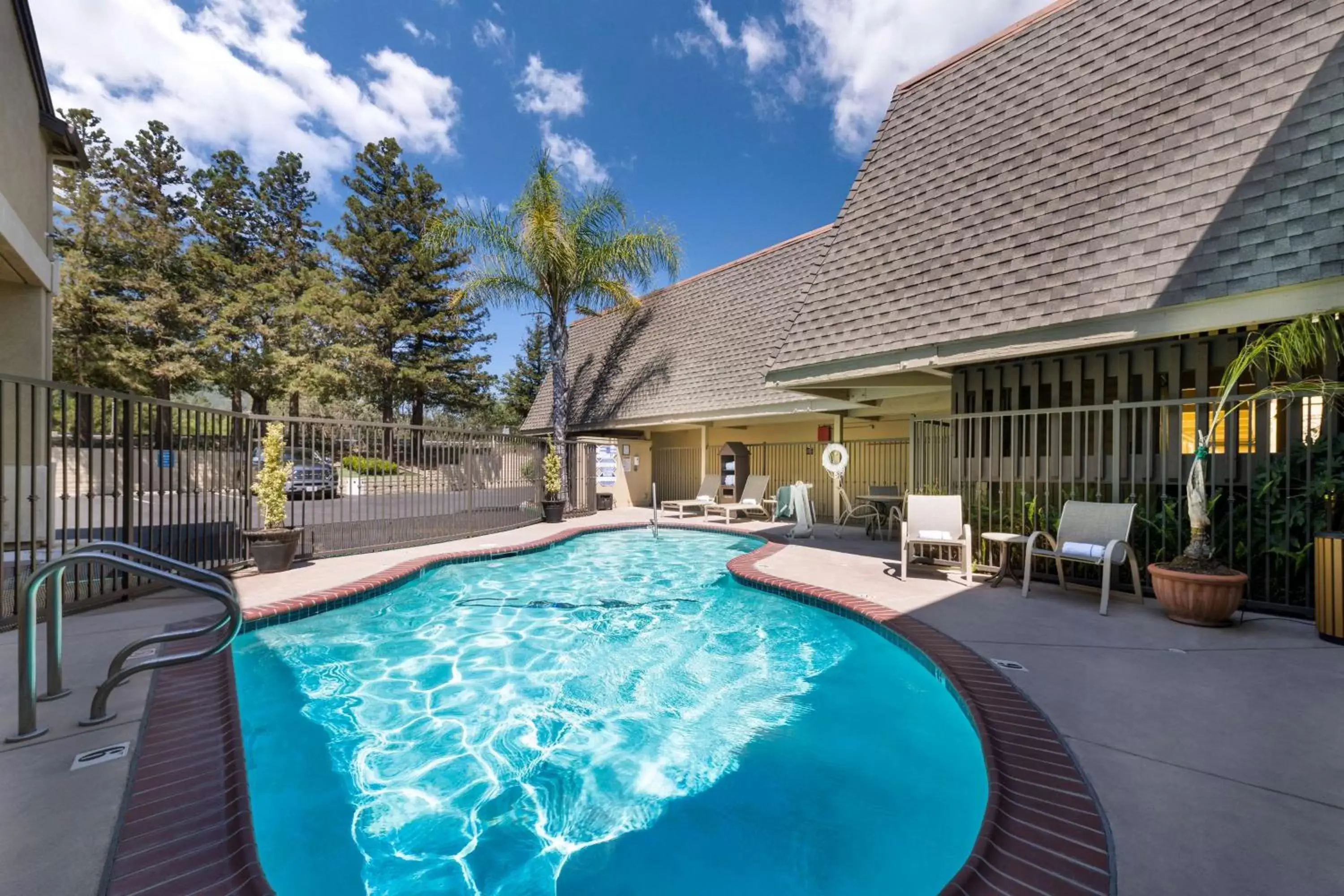 Pool view, Swimming Pool in Best Western Danville Sycamore Inn