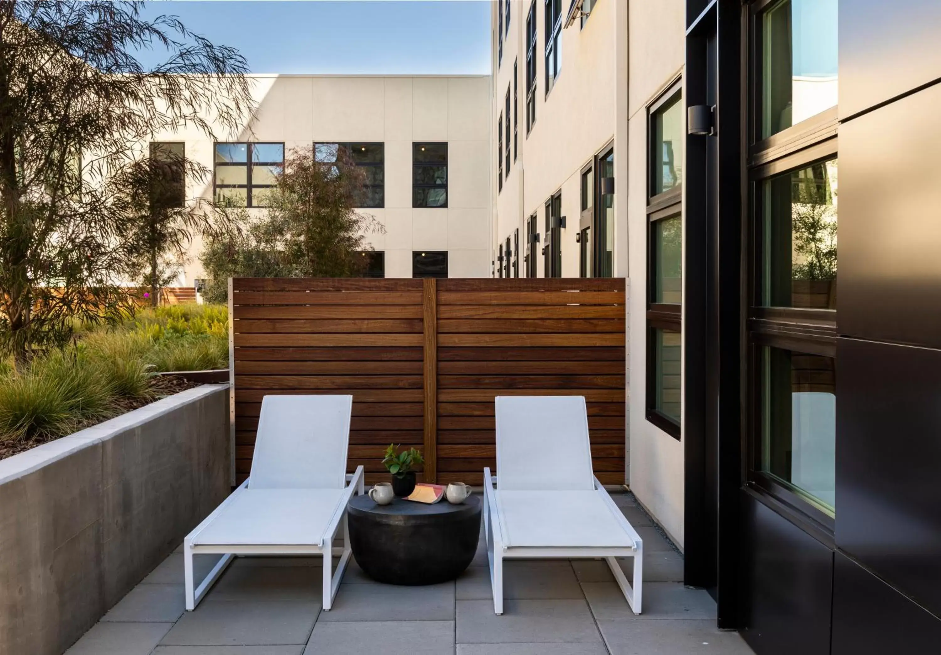 Balcony/Terrace in Kissel Uptown Oakland, in the Unbound Collection by Hyatt
