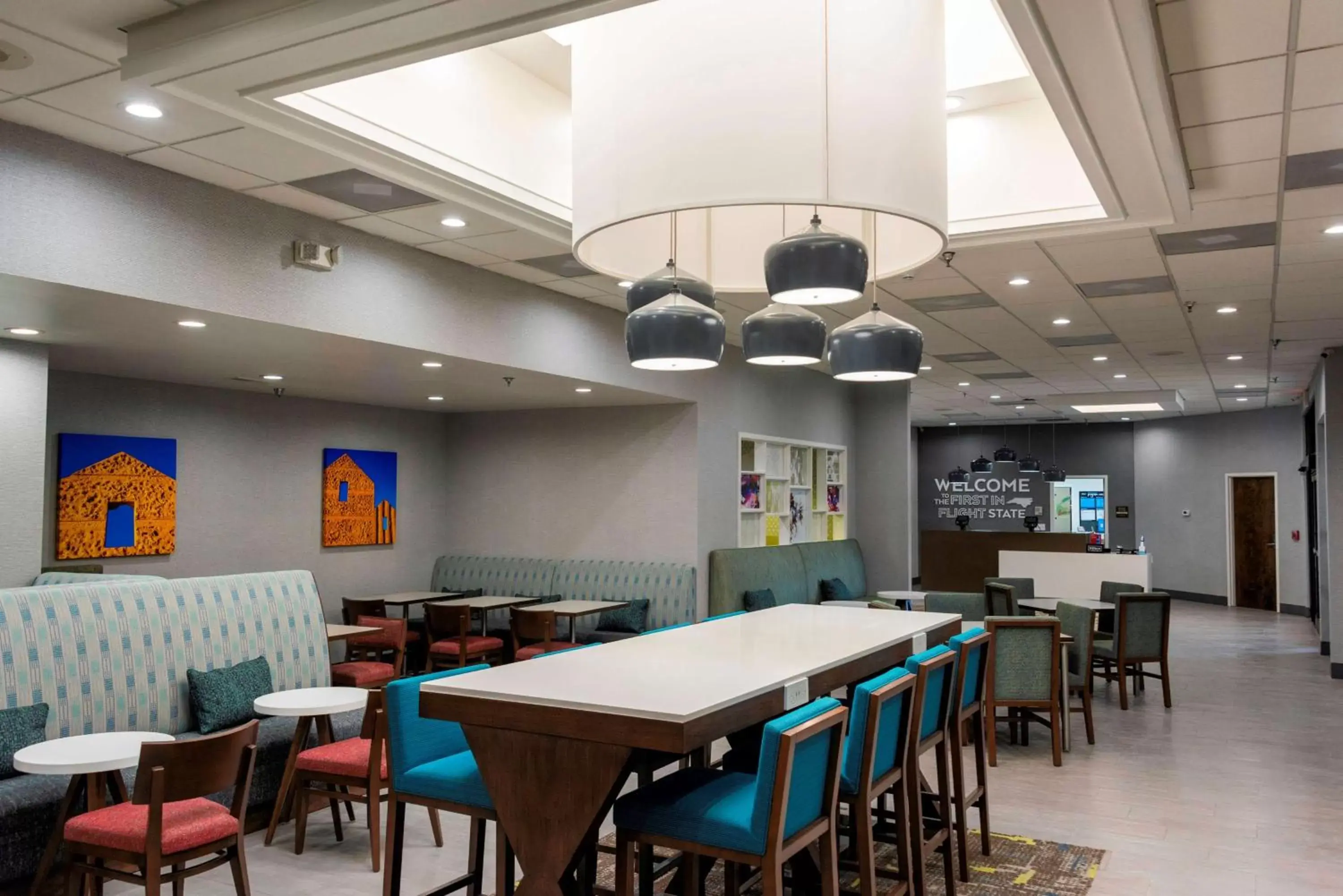 Breakfast, Restaurant/Places to Eat in Hampton Inn Kinston