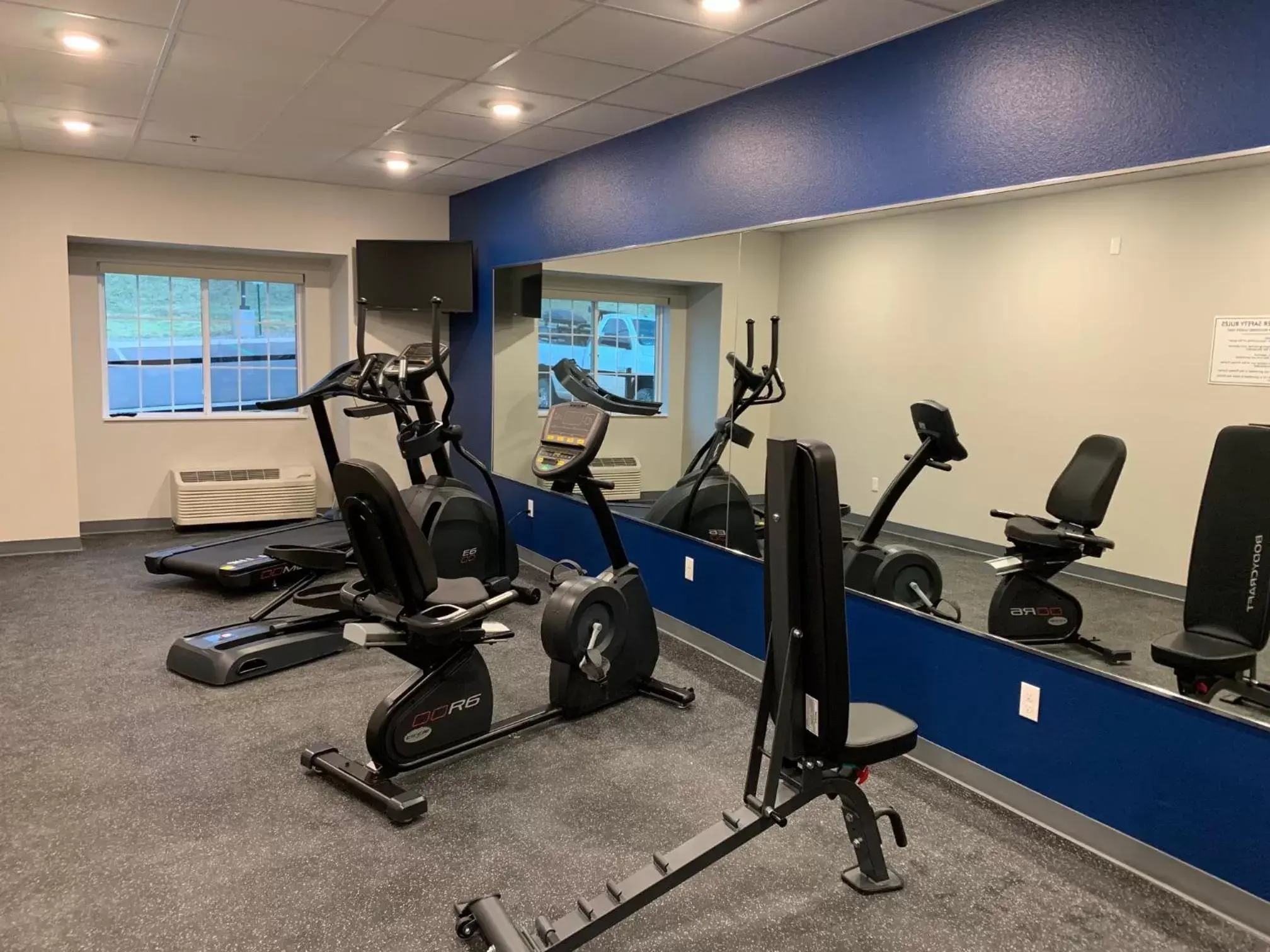Fitness centre/facilities, Fitness Center/Facilities in Microtel Inn & Suites by Wyndham Woodland Park