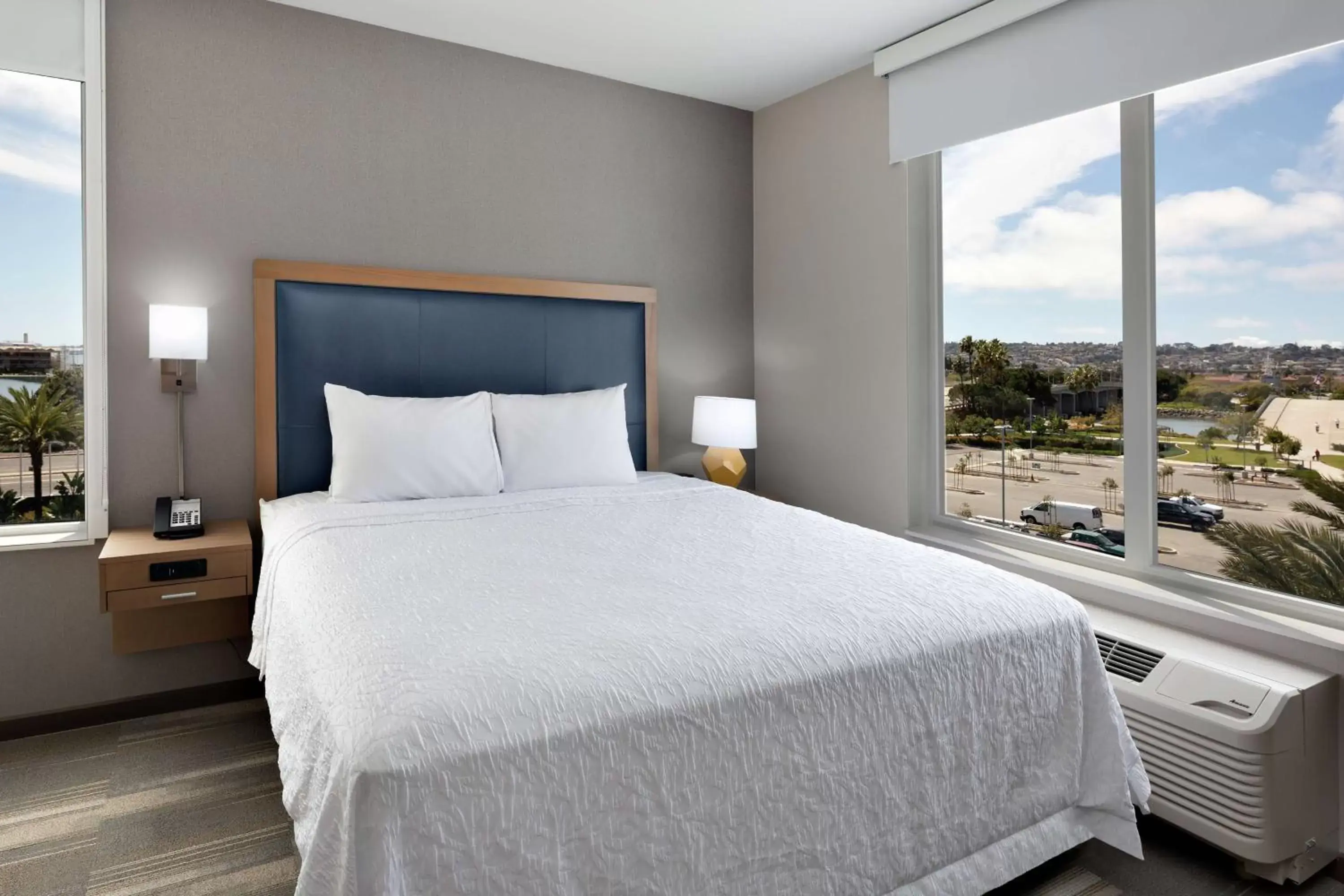 King Studio Suite with Water View in Hampton Inn & Suites San Diego Airport Liberty Station King Studio Suite with Water View in Hampton Inn & Suites San Diego Airport Liberty Station