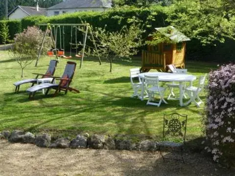 Children play ground, Garden in La Maison du Closier