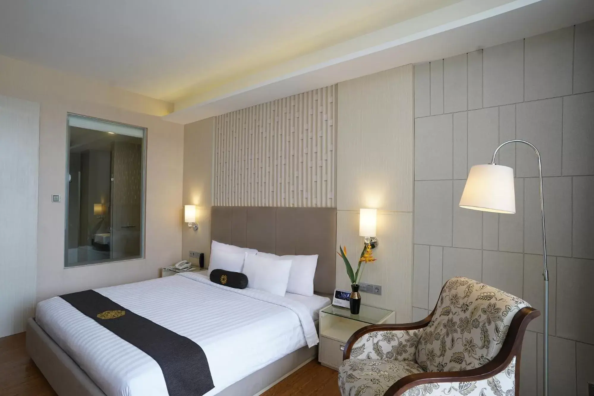 Bed in Java Heritage Hotel Purwokerto