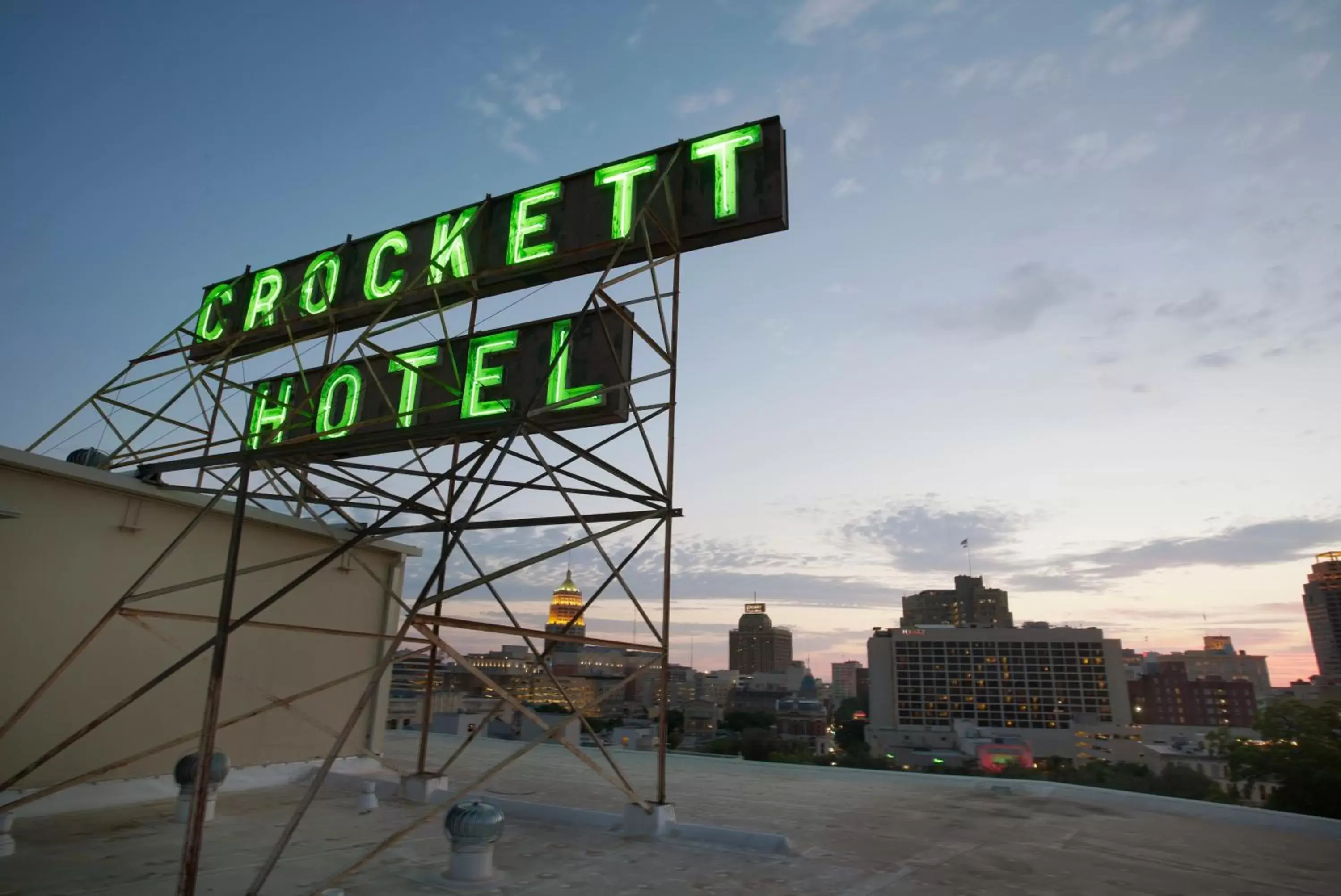 Facade/entrance, Property Building in The Crockett Hotel