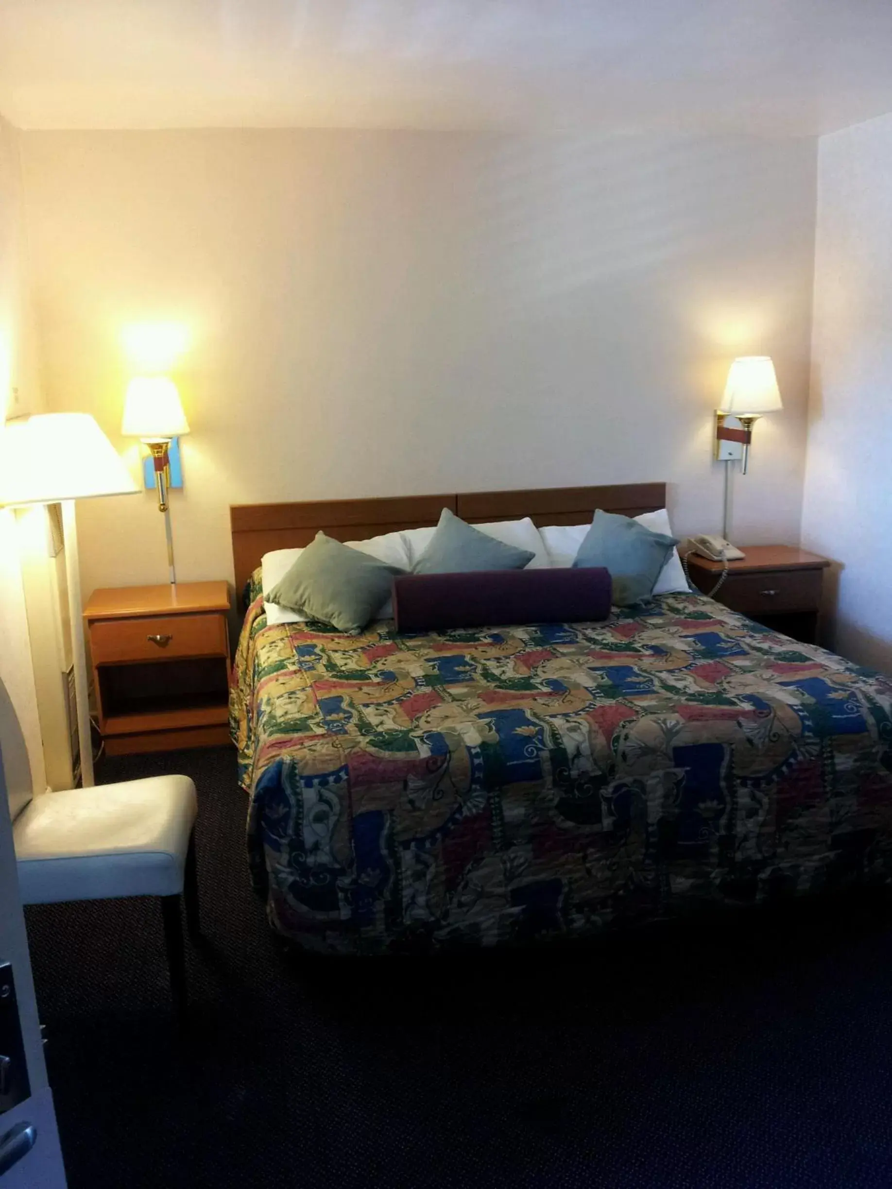 Bed in Town House Motel Bed in Town House Motel