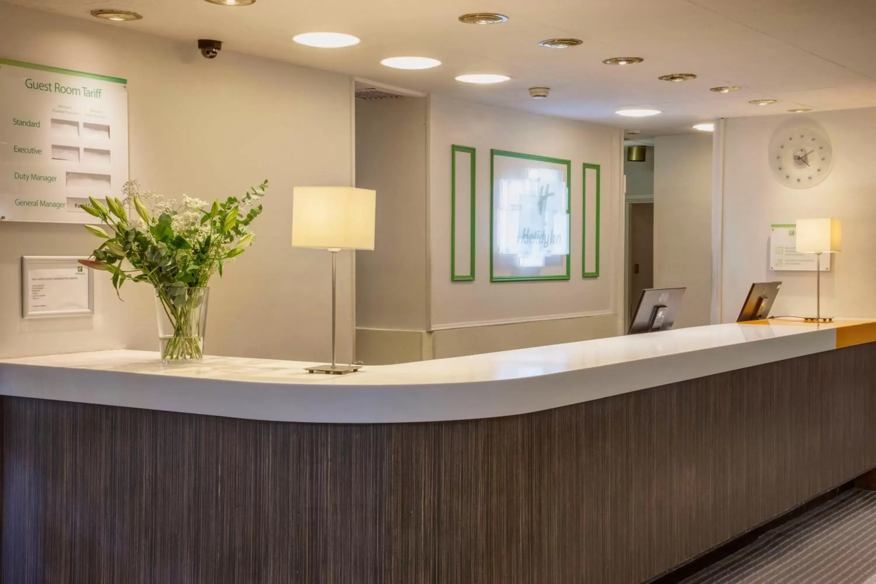 Property building, Lobby/Reception in Holiday Inn Washington, an IHG Hotel