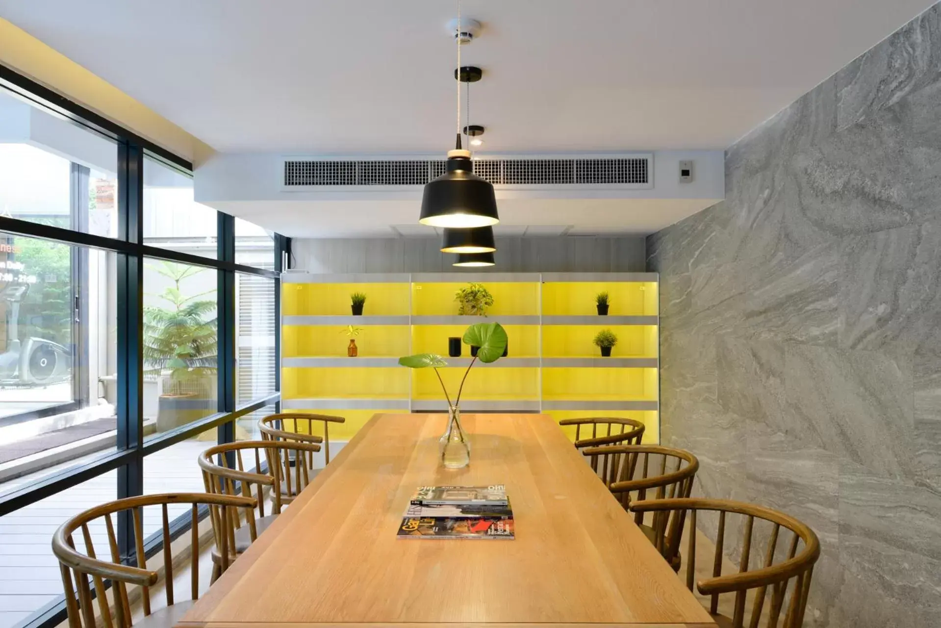 Lounge or bar in Aspira Tropical Residence Thong Lor Lounge or bar in Aspira Tropical Residence Thong Lor