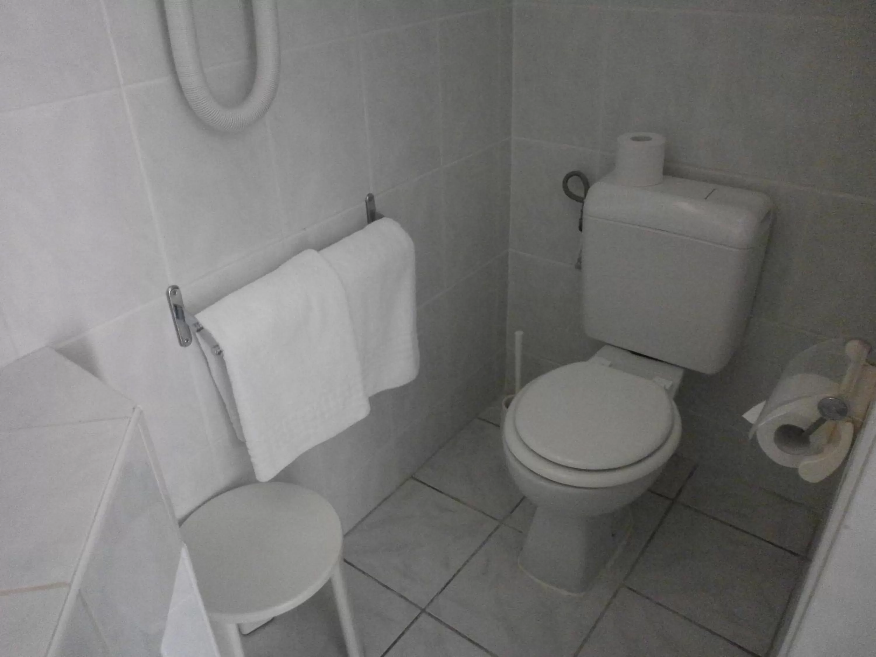 Bathroom in Hotel Le Golfe Bleu