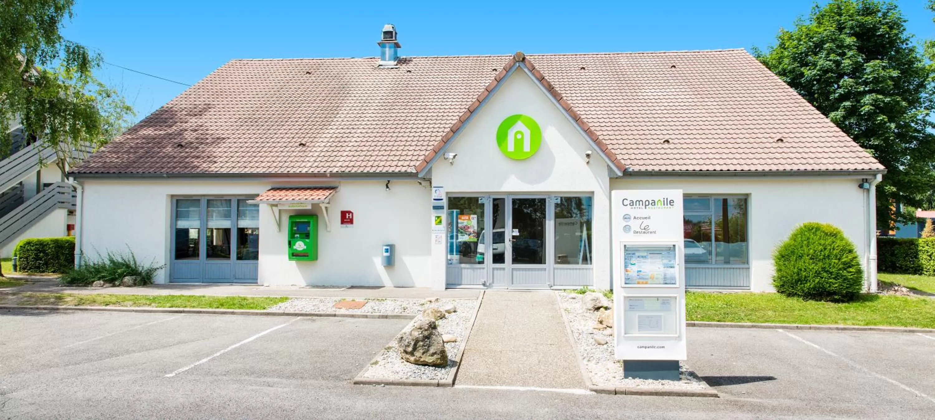 Property building in Campanile Mulhouse - Morschwiller