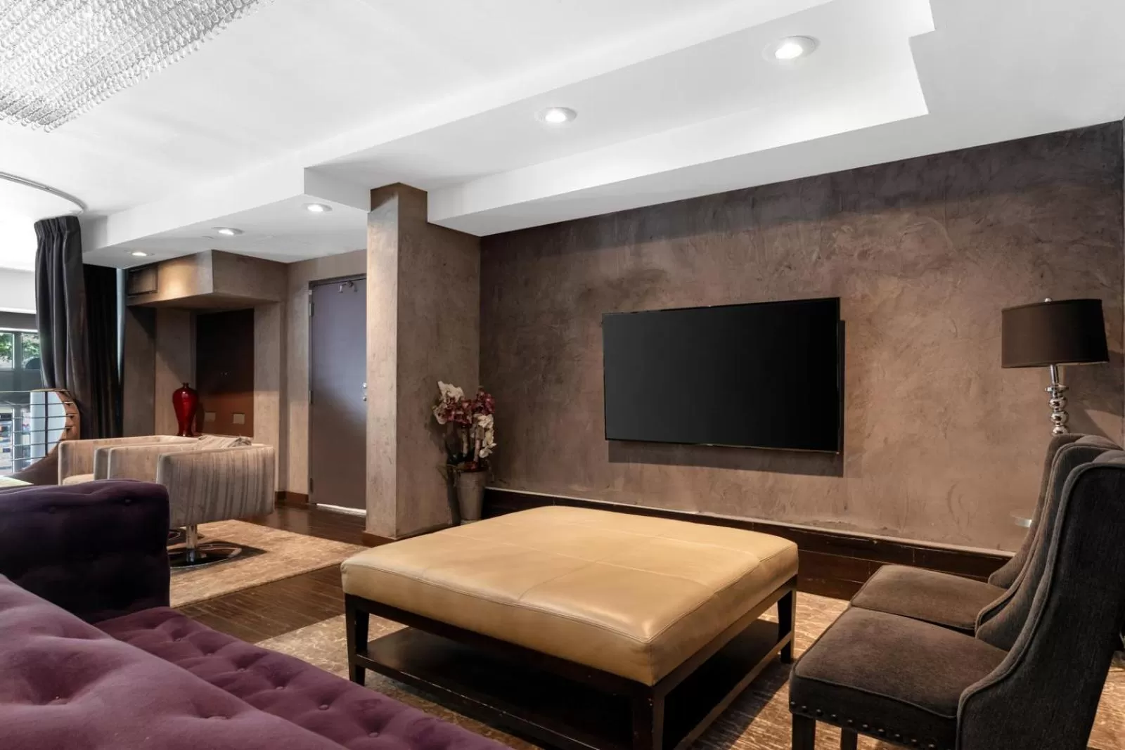 Lounge or bar in The O Hotel, Trademark Collection by Wyndham