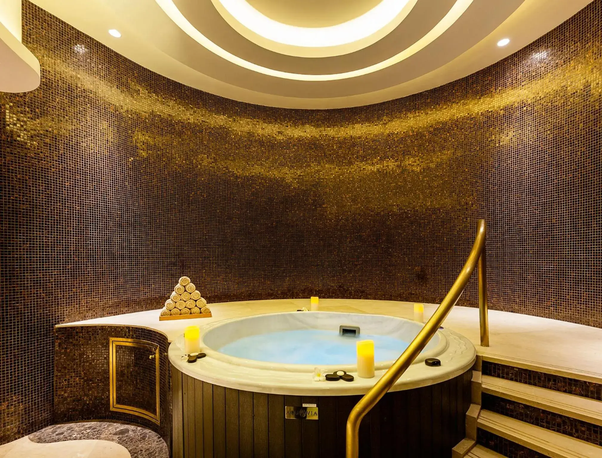 Spa and wellness centre/facilities in Ezdan Palace Hotel Spa and wellness centre/facilities in Ezdan Palace Hotel