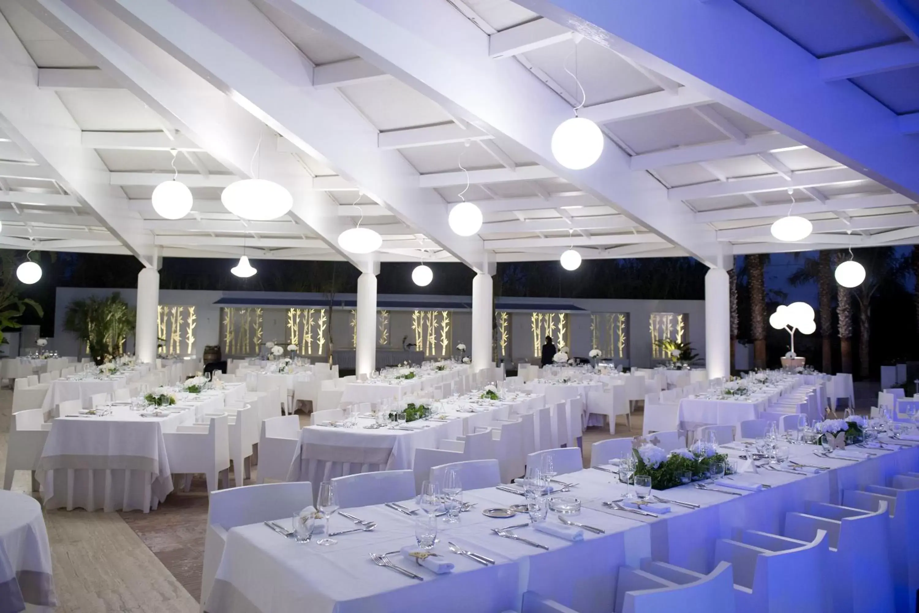Restaurant/places to eat, Banquet Facilities in Mec Paestum Hotel